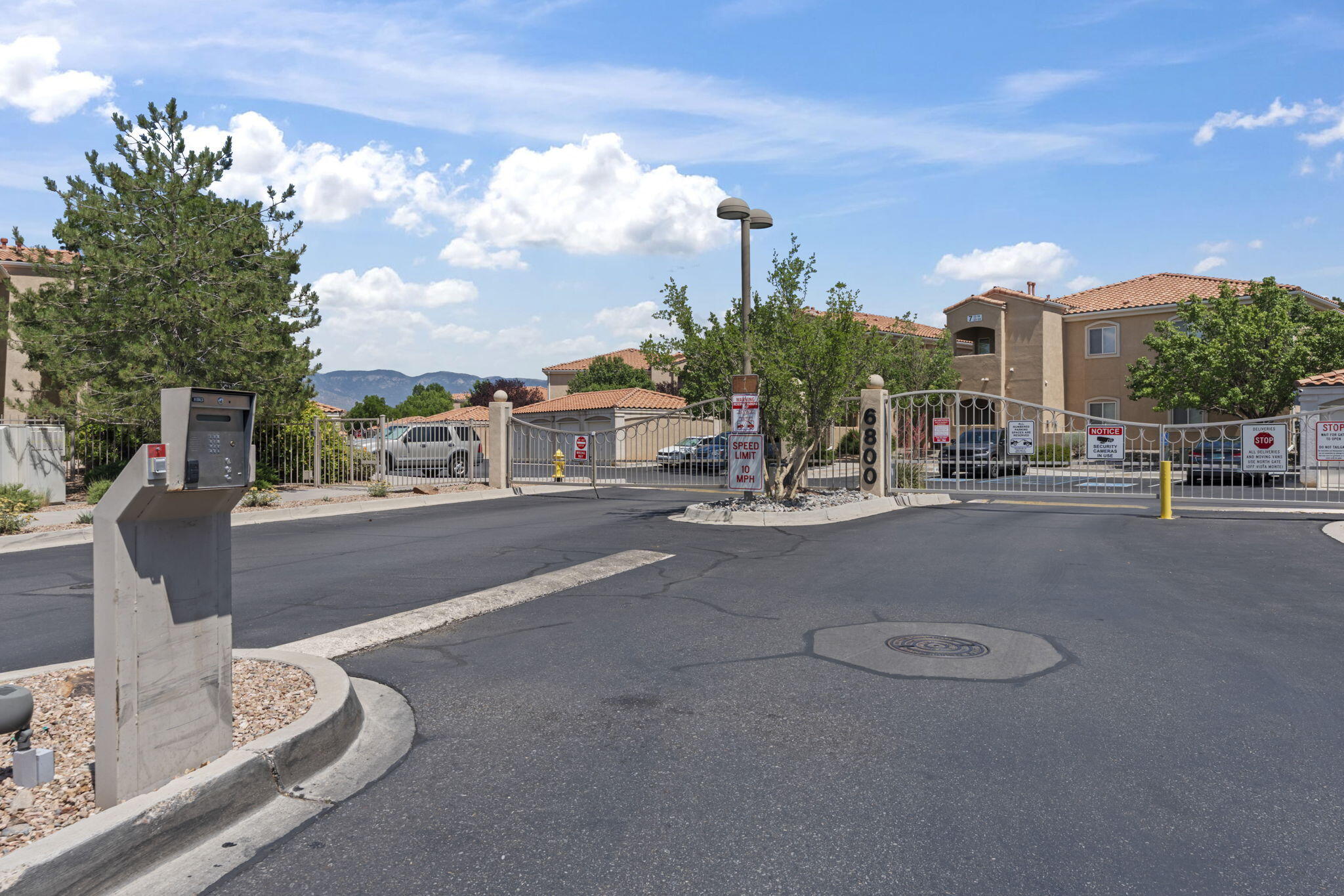 6800 Vista Del Norte Drive NE 2526