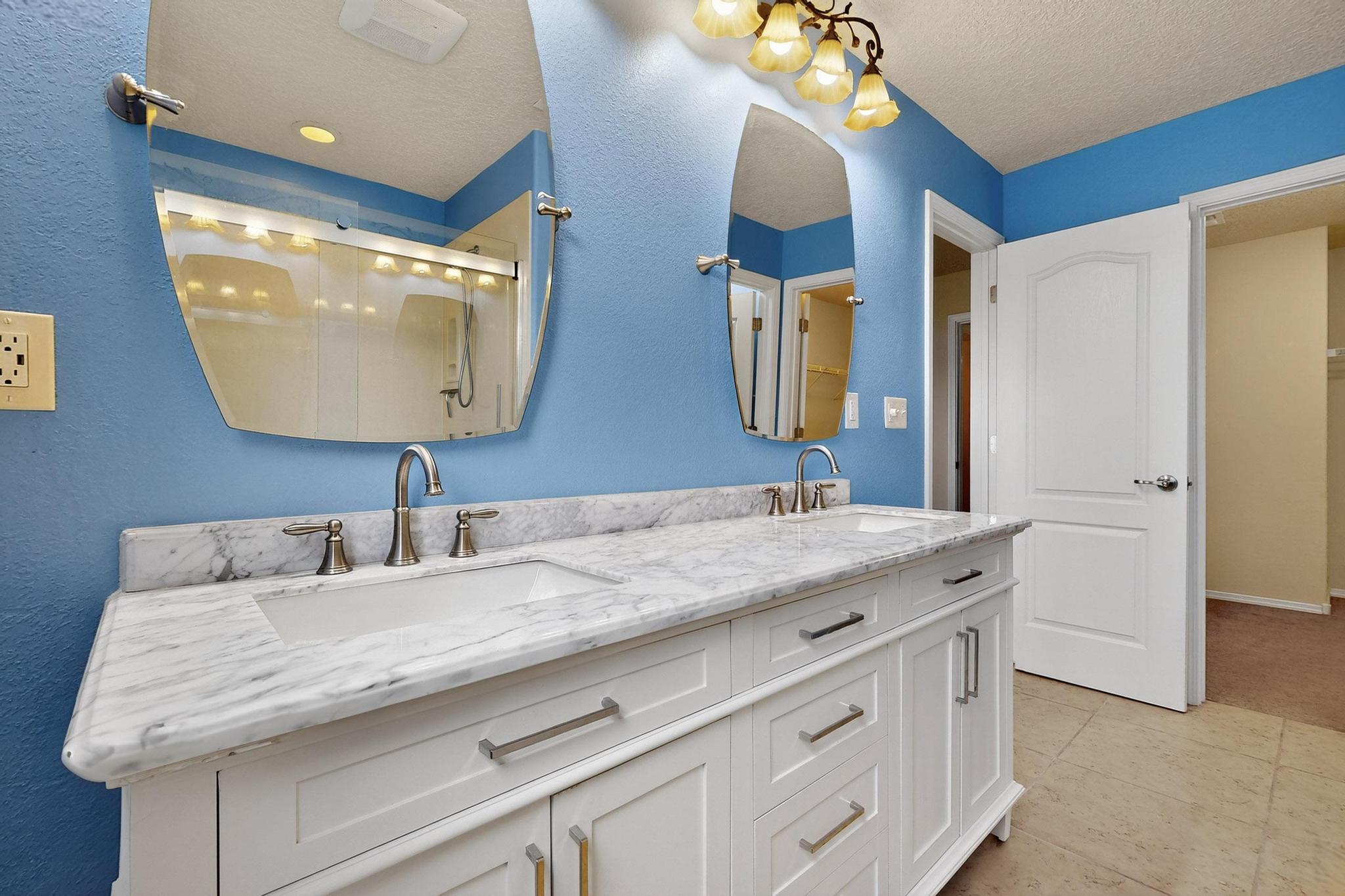 11008 MARINA GATE Trail NE