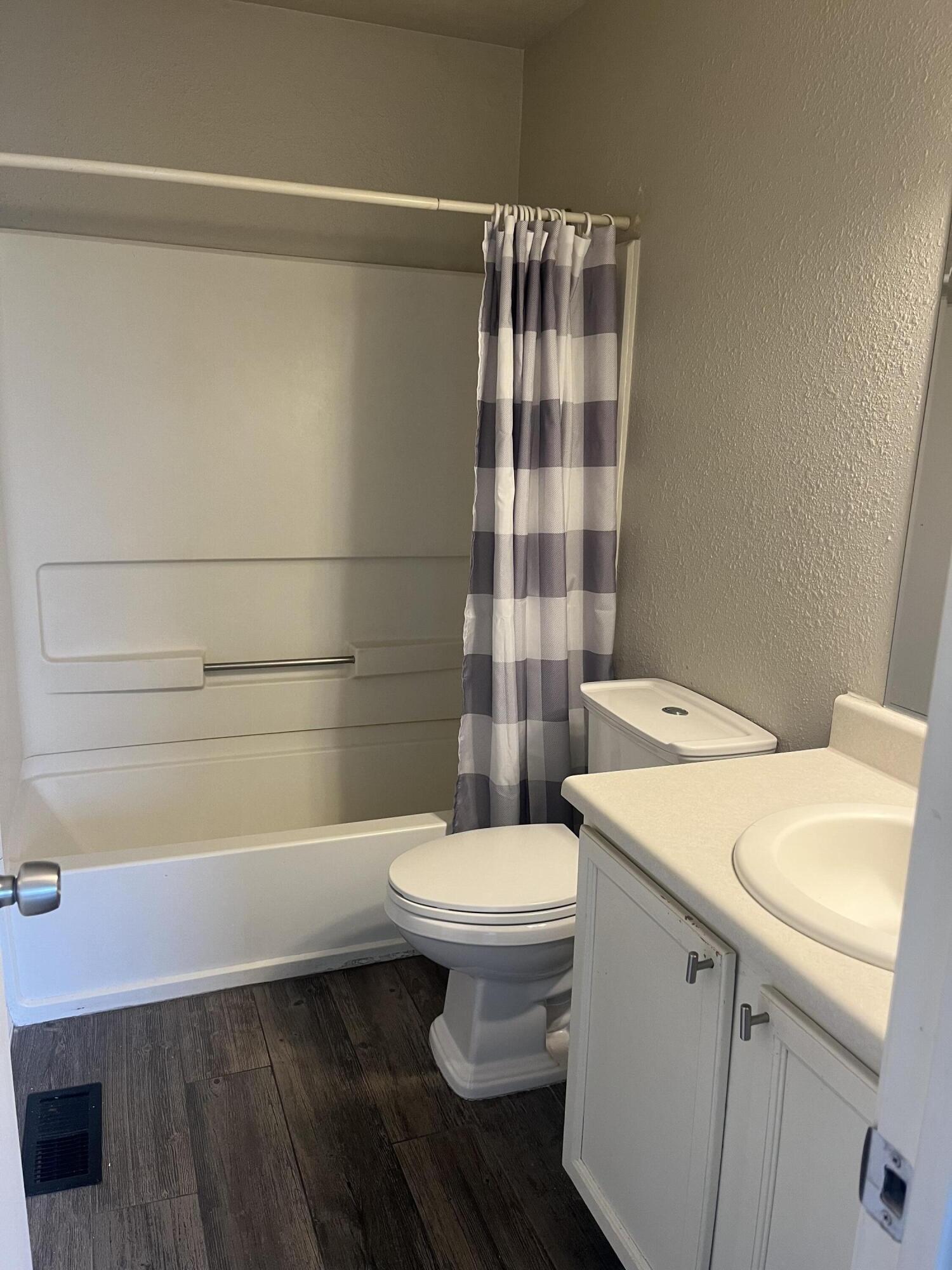 3005 Quail Point Drive Drive