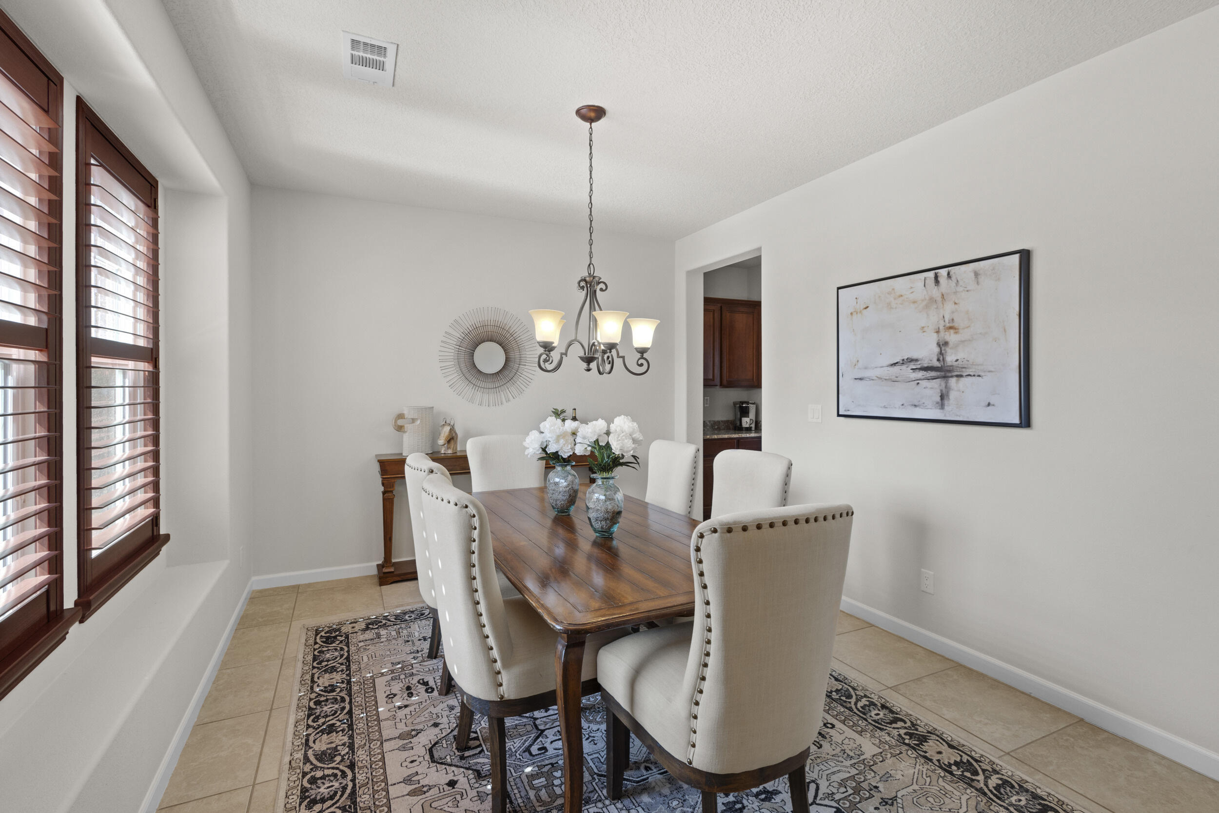 44 LOS BALCONES Place NE