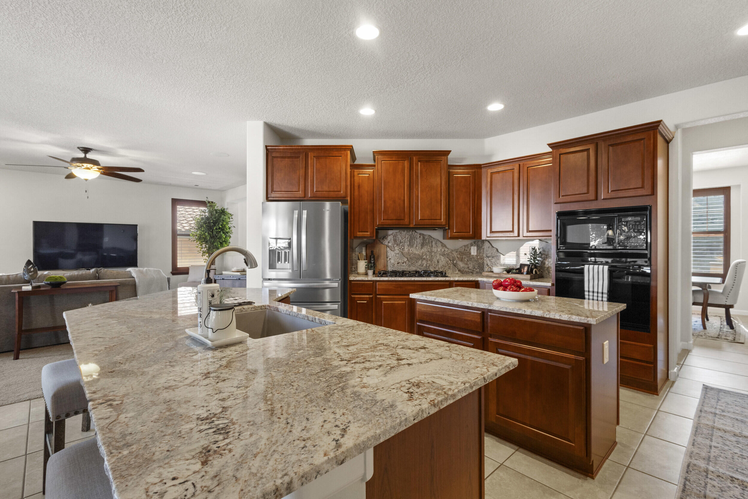 44 LOS BALCONES Place NE