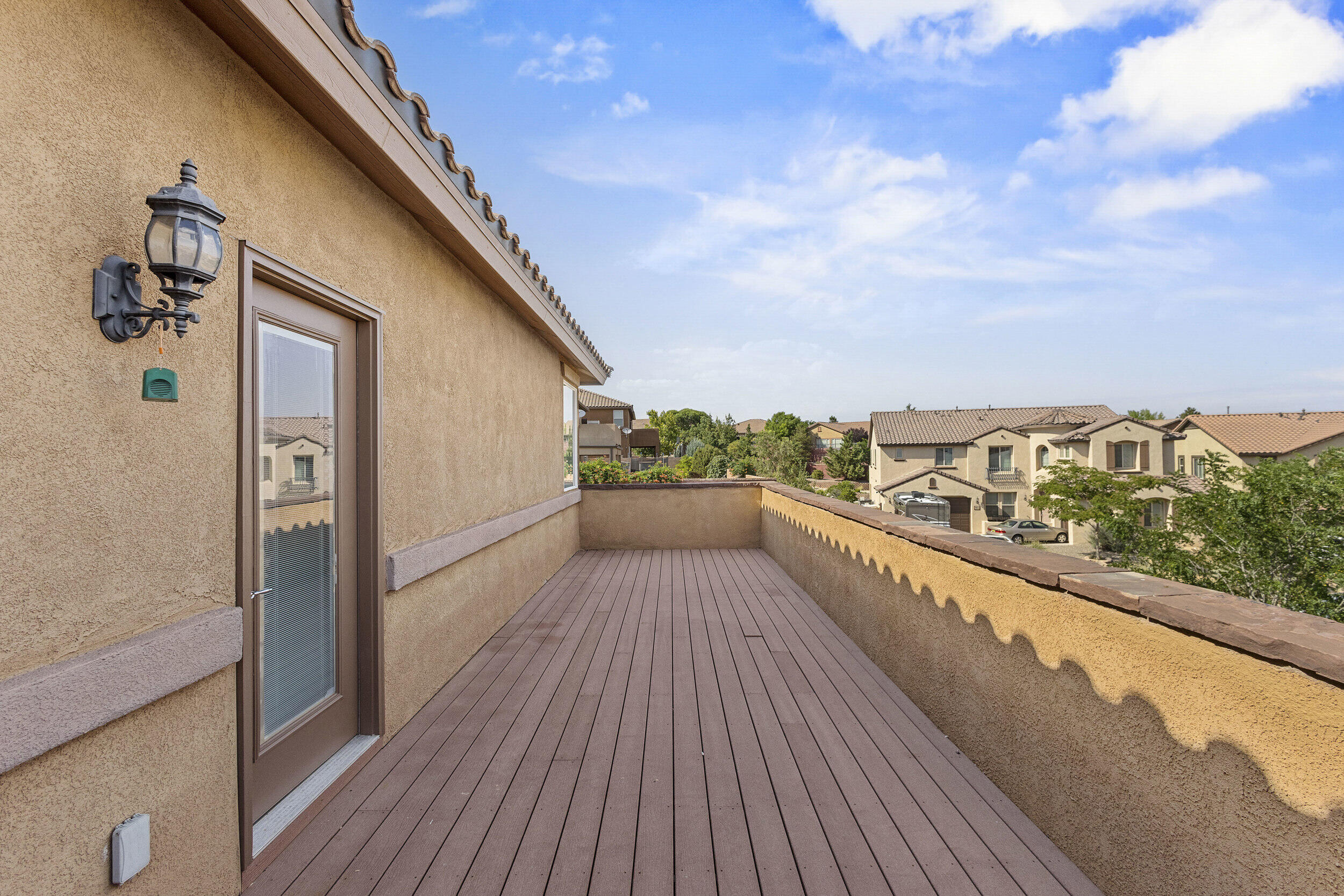 44 LOS BALCONES Place NE