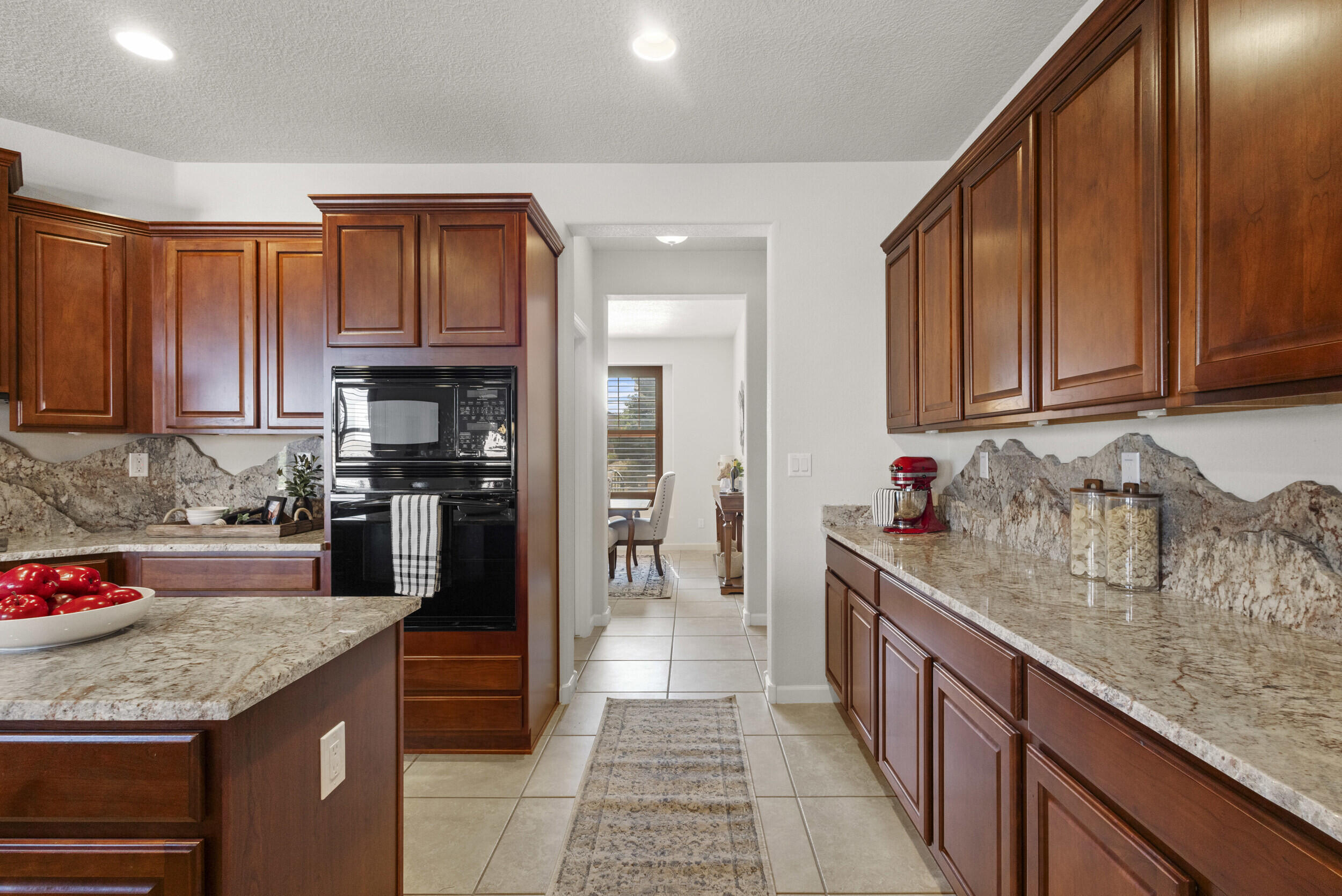 44 LOS BALCONES Place NE