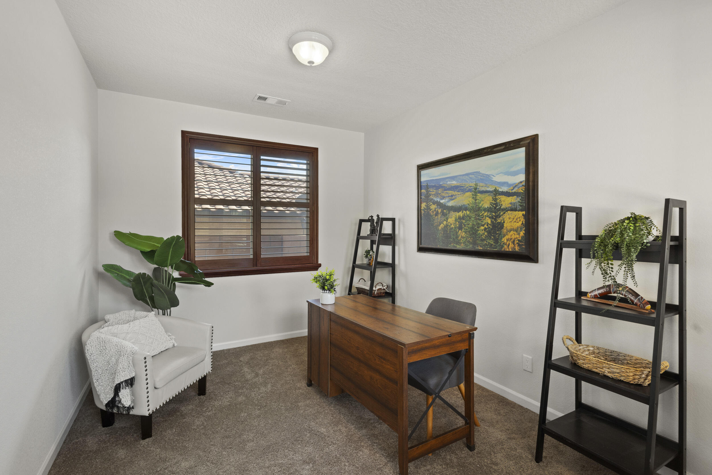 44 LOS BALCONES Place NE