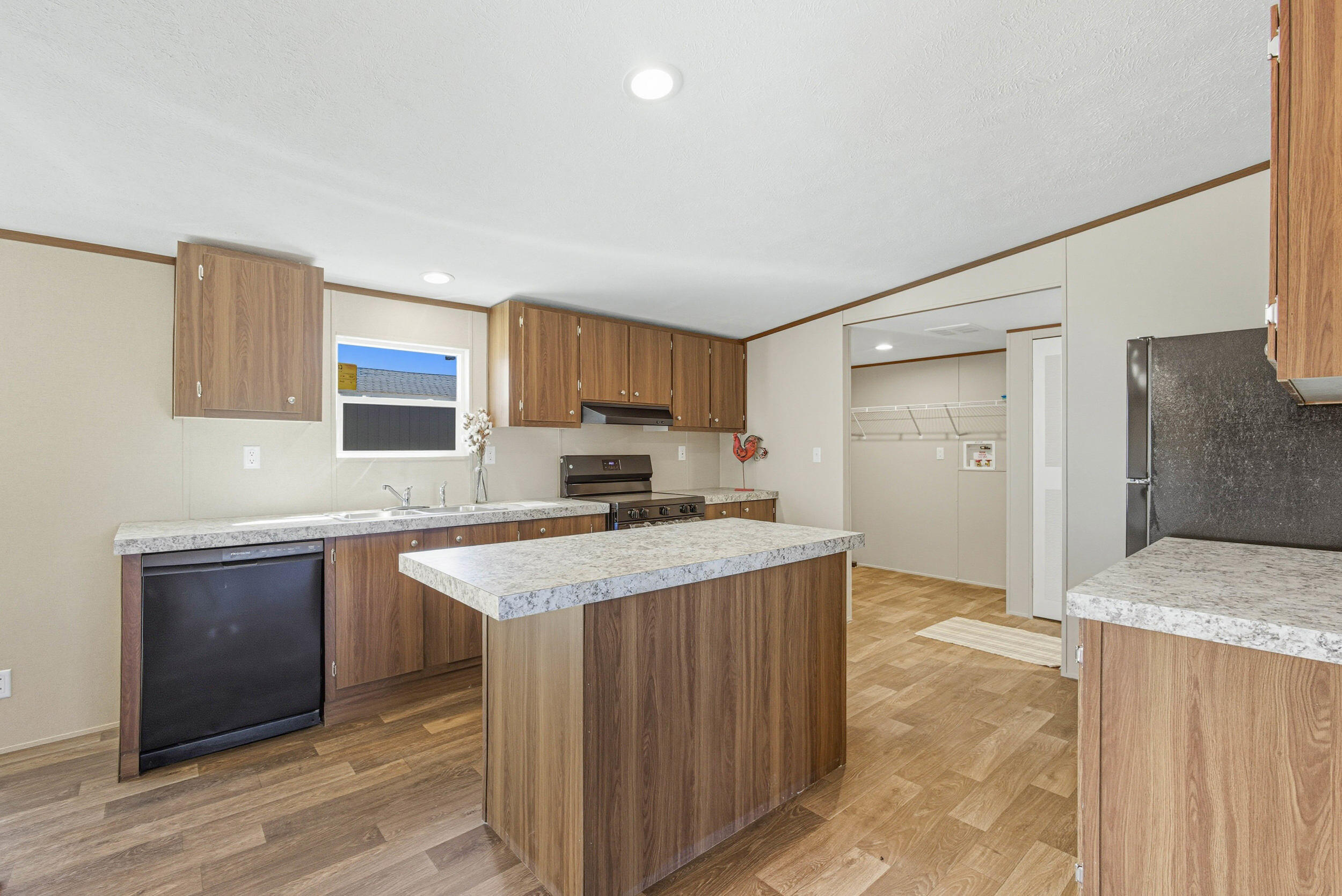 102 Vista Alamo