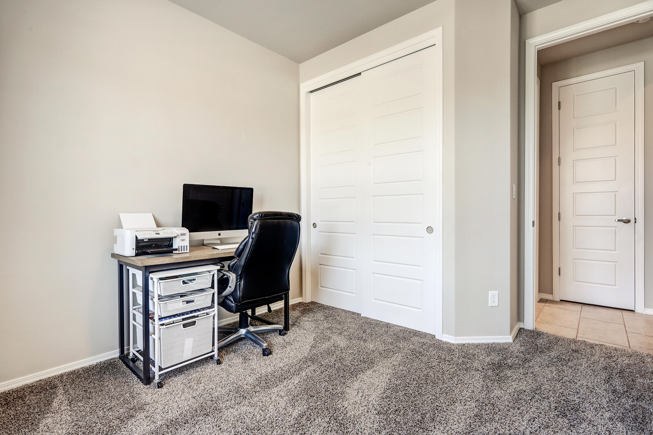 4236 CROWNED EAGLE Loop NE