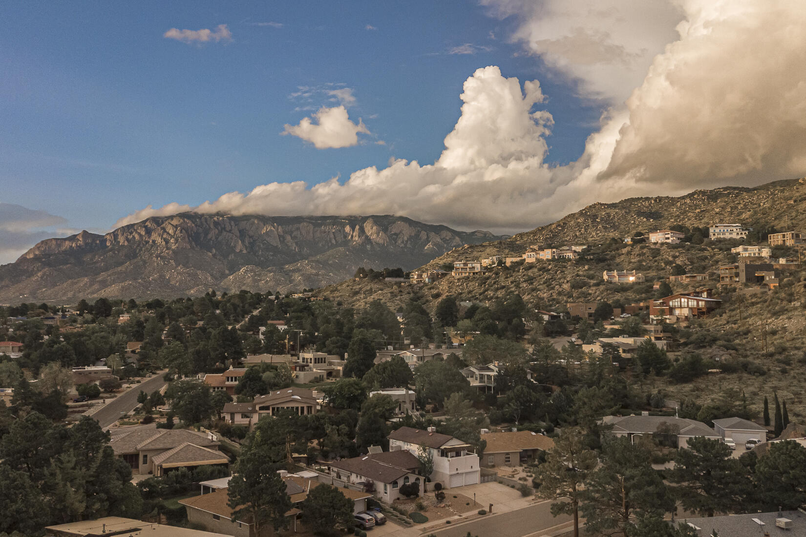 4013 Camino De La Sierra NE