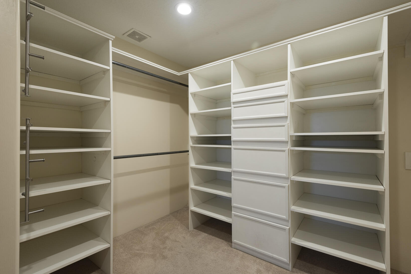 4013 Camino De La Sierra NE