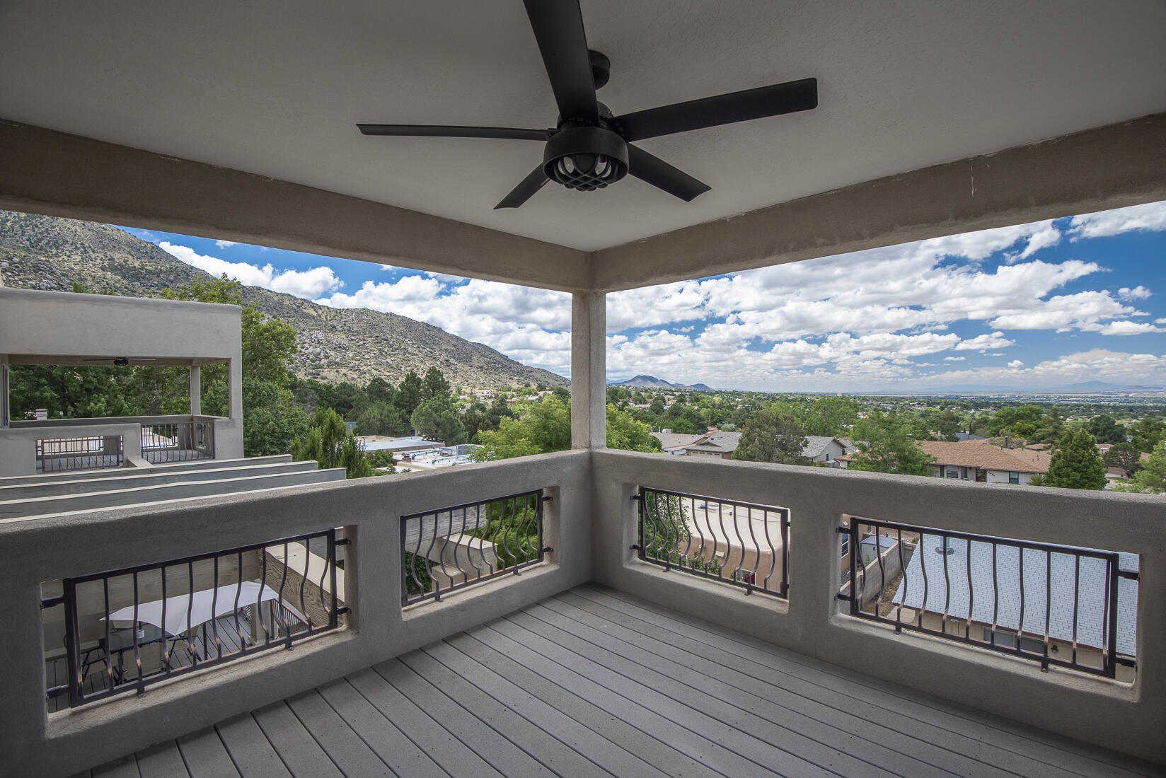 4013 Camino De La Sierra NE