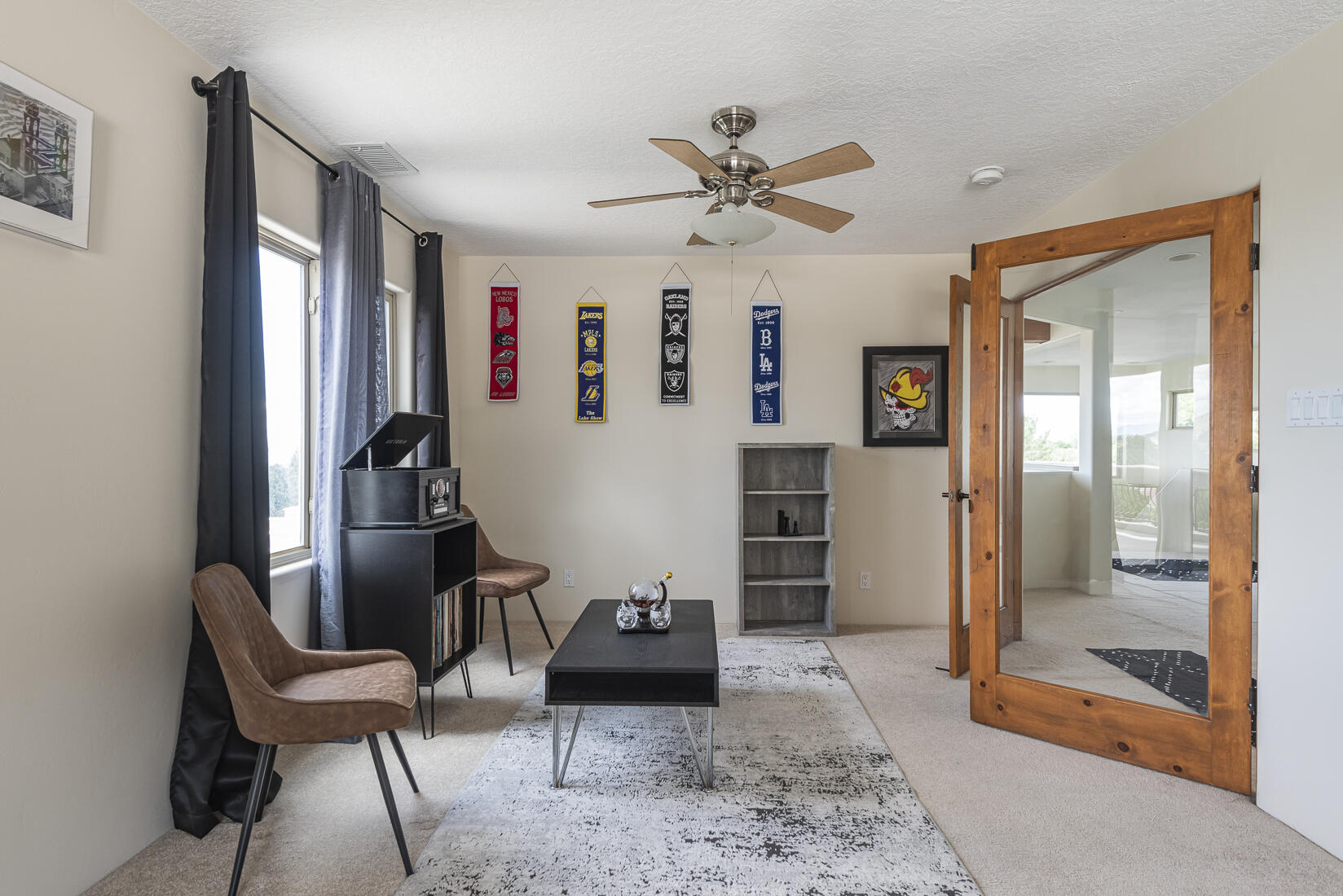 4013 Camino De La Sierra NE