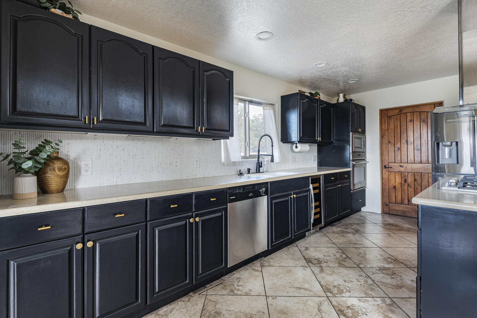 4013 Camino De La Sierra NE