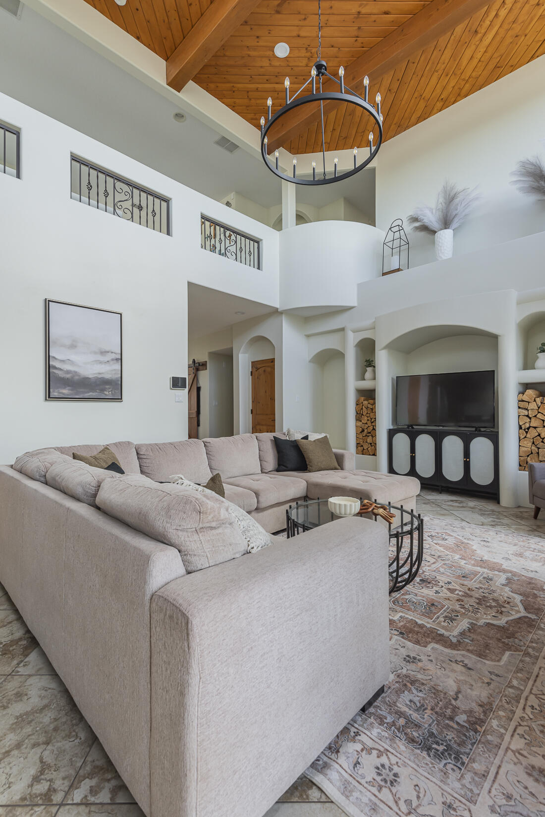 4013 Camino De La Sierra NE