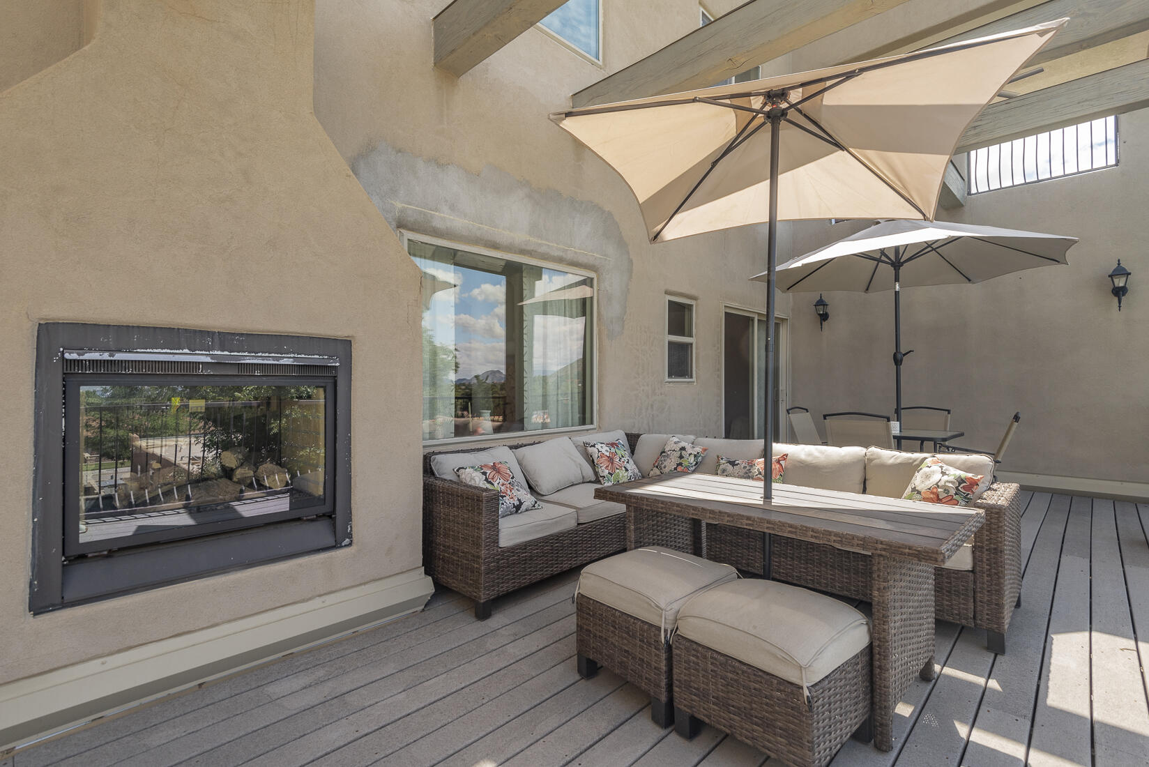 4013 Camino De La Sierra NE