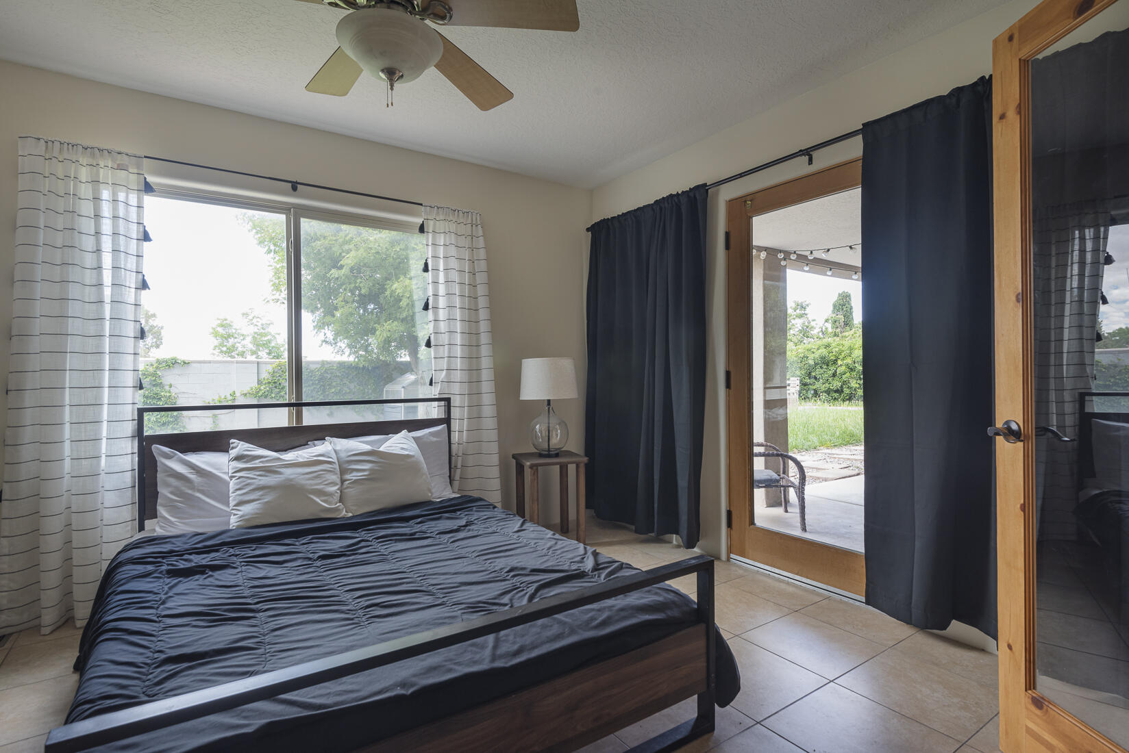 4013 Camino De La Sierra NE