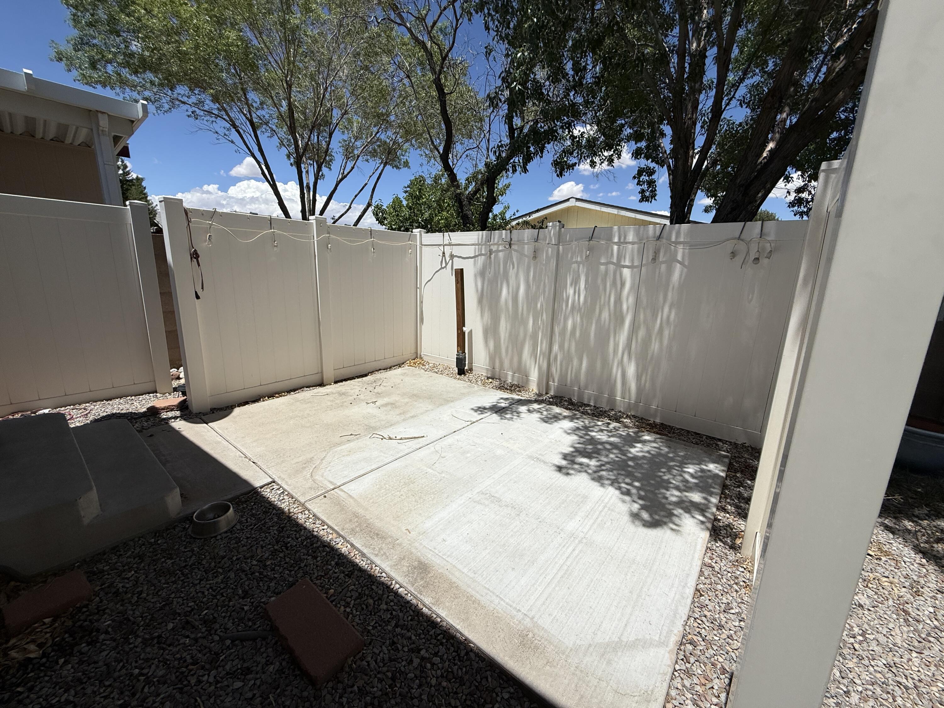 202 SUNRISE BLUFFS Drive