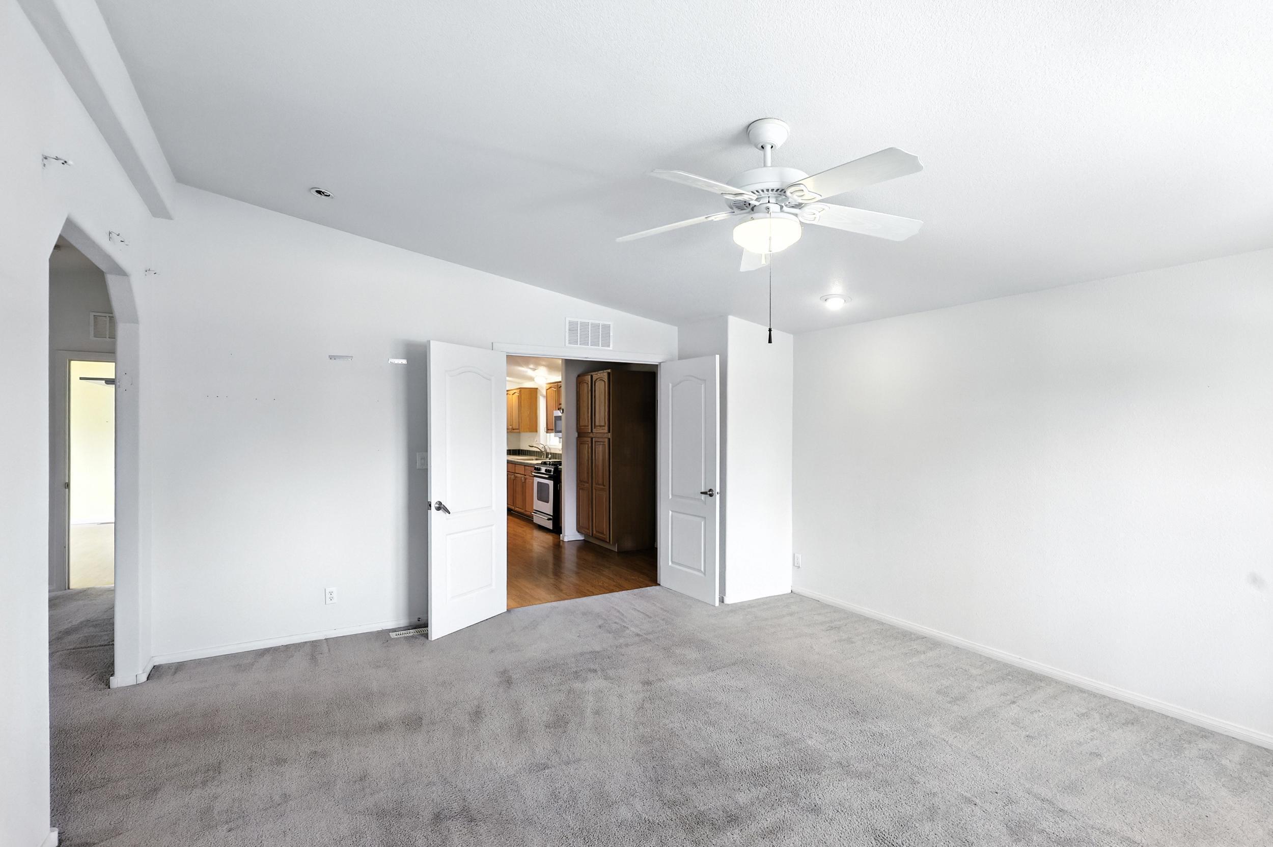 202 SUNRISE BLUFFS Drive