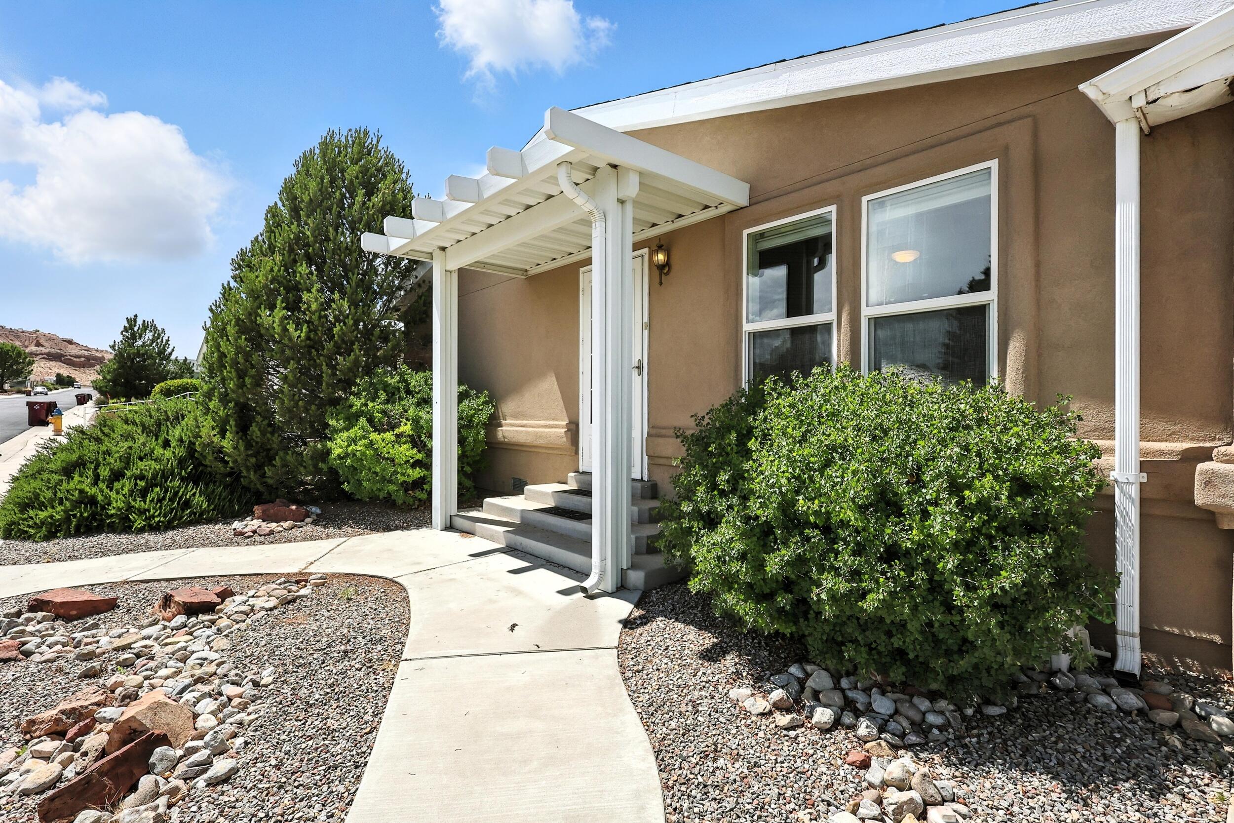 202 SUNRISE BLUFFS Drive