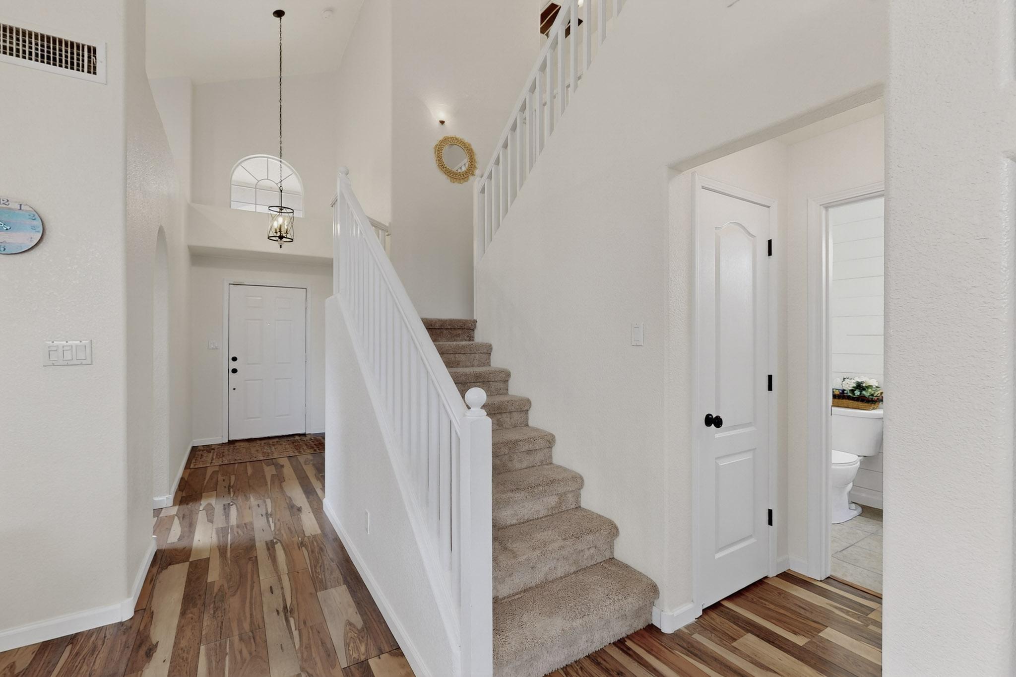 10415 CALLE HERMOSA Court NW