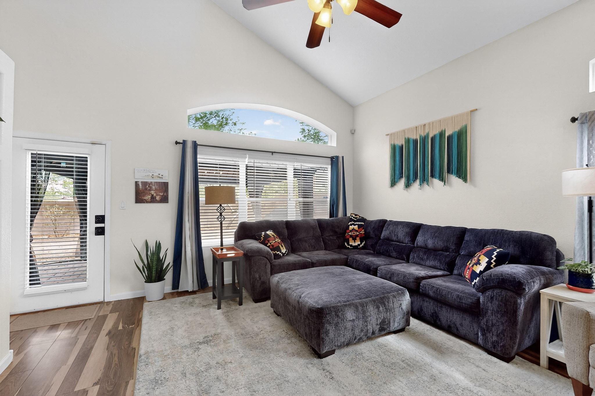 10415 CALLE HERMOSA Court NW