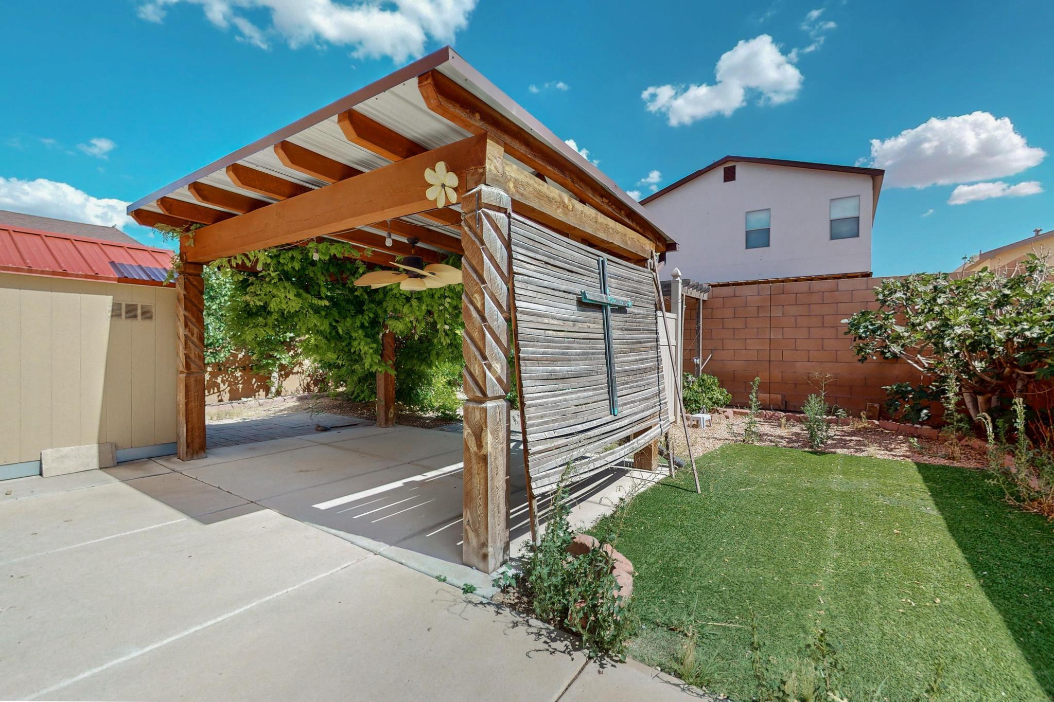 2740 WILDER Loop NE