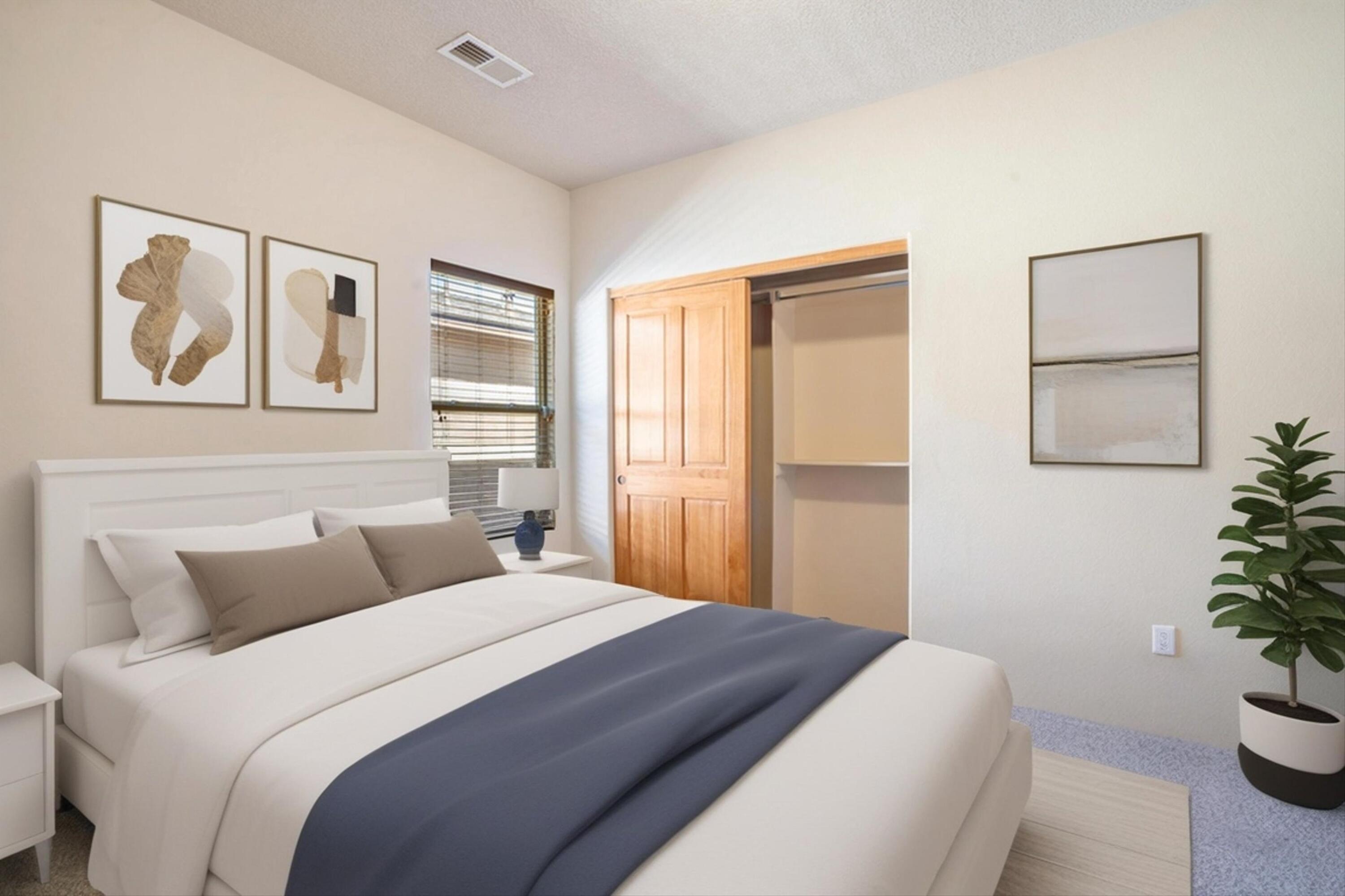 6615 MOUNTAIN HAWK Loop NE