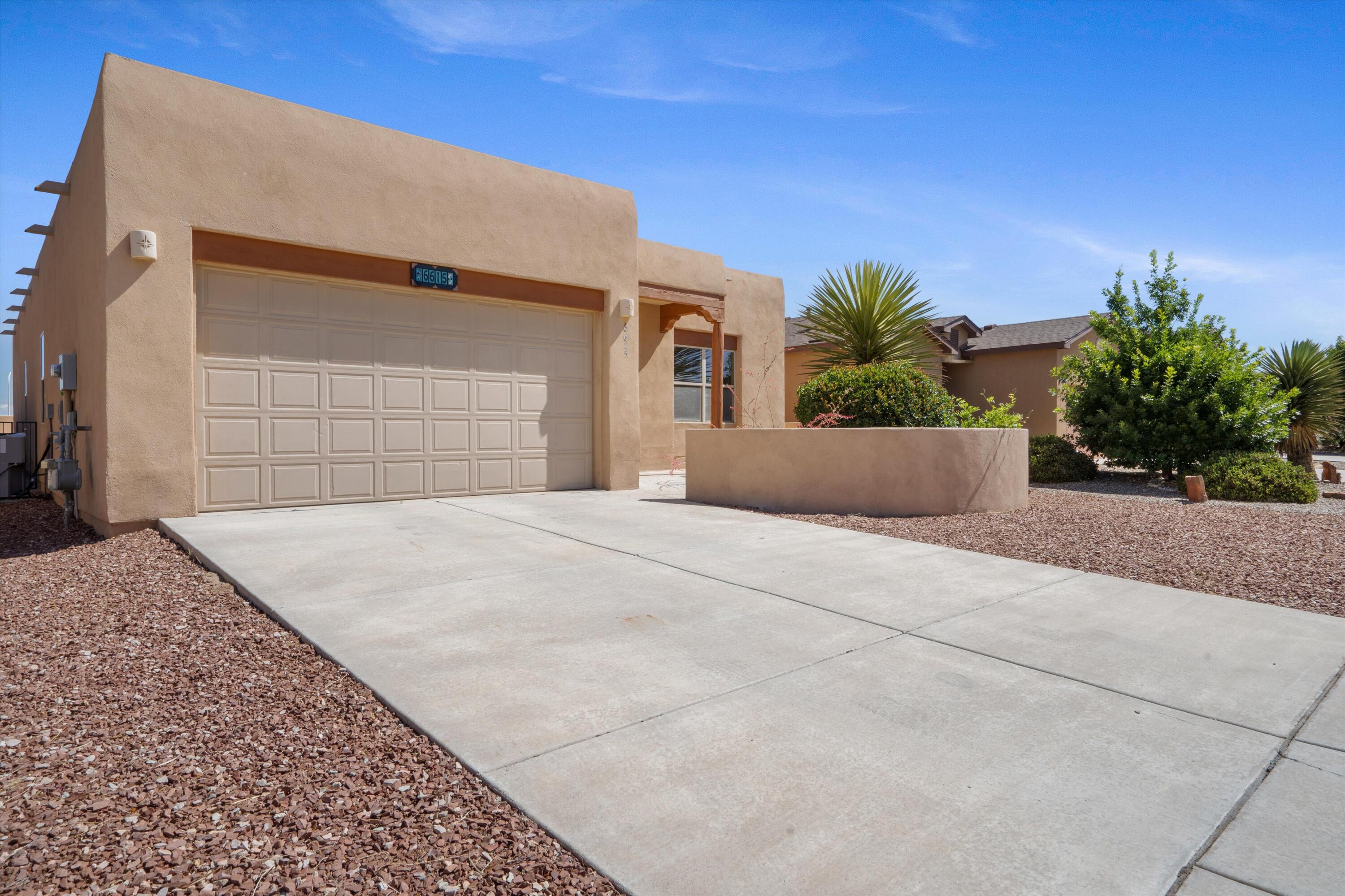 6615 MOUNTAIN HAWK Loop NE