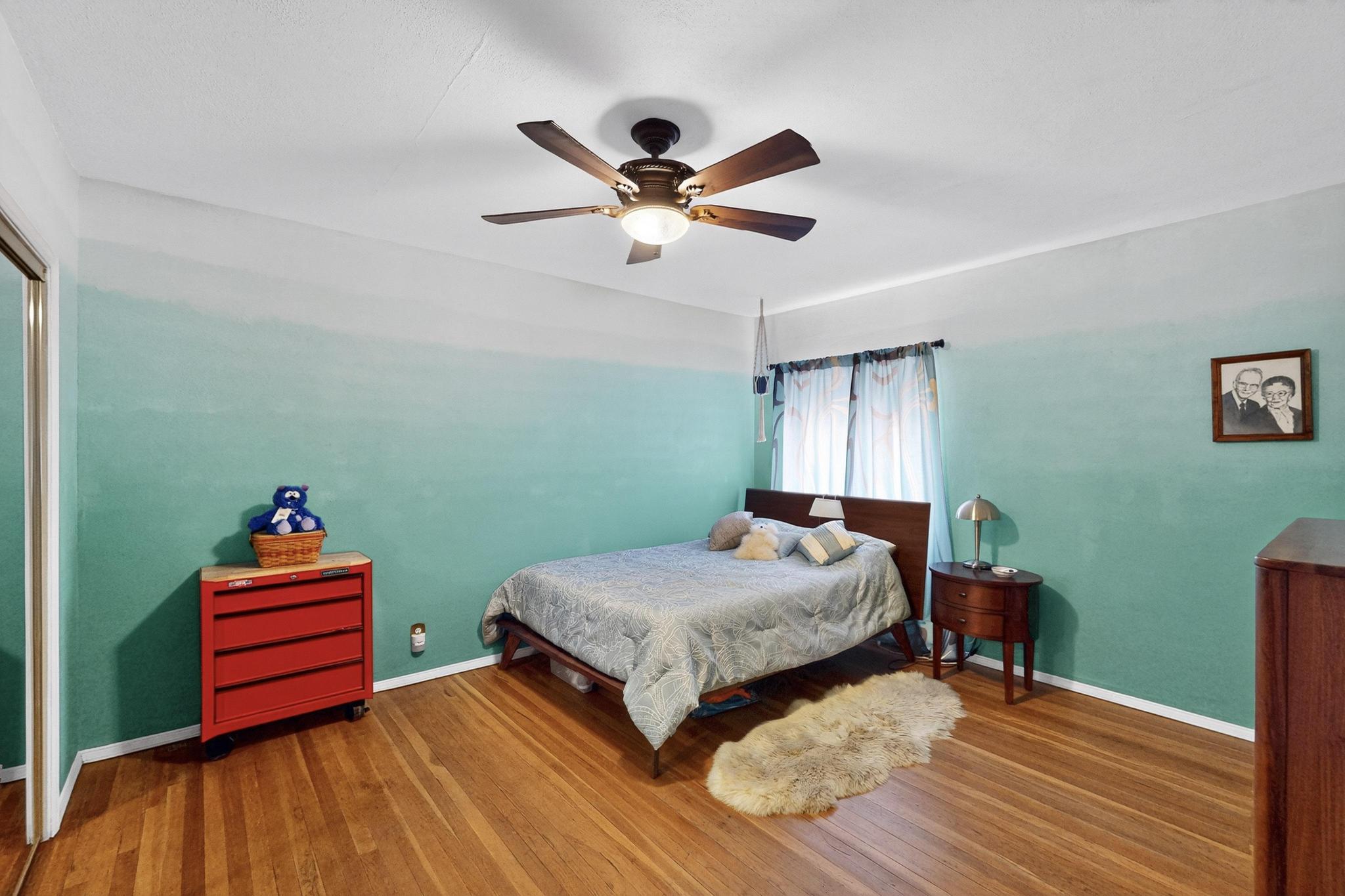 2645 Truman Street NE