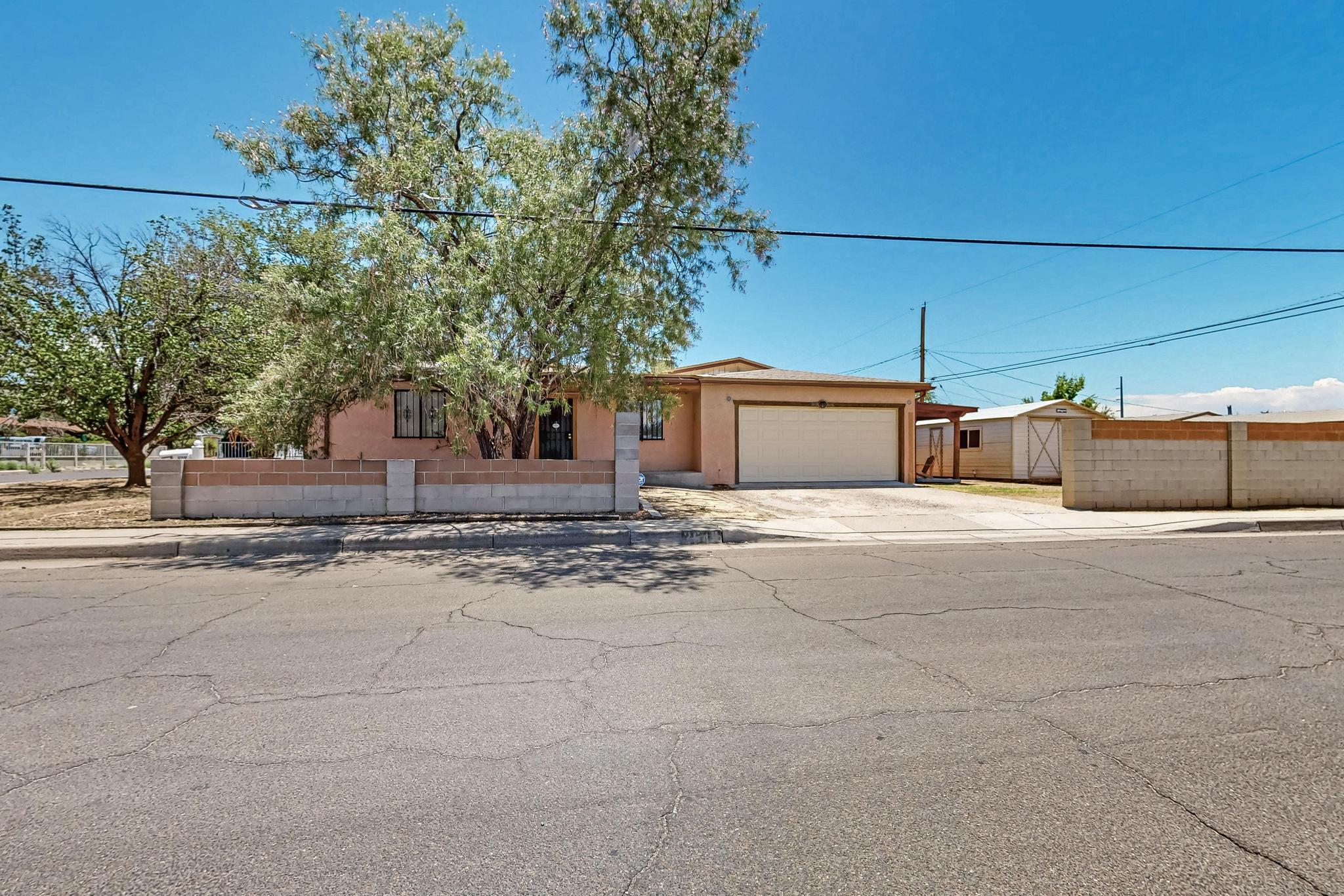 2645 Truman Street NE