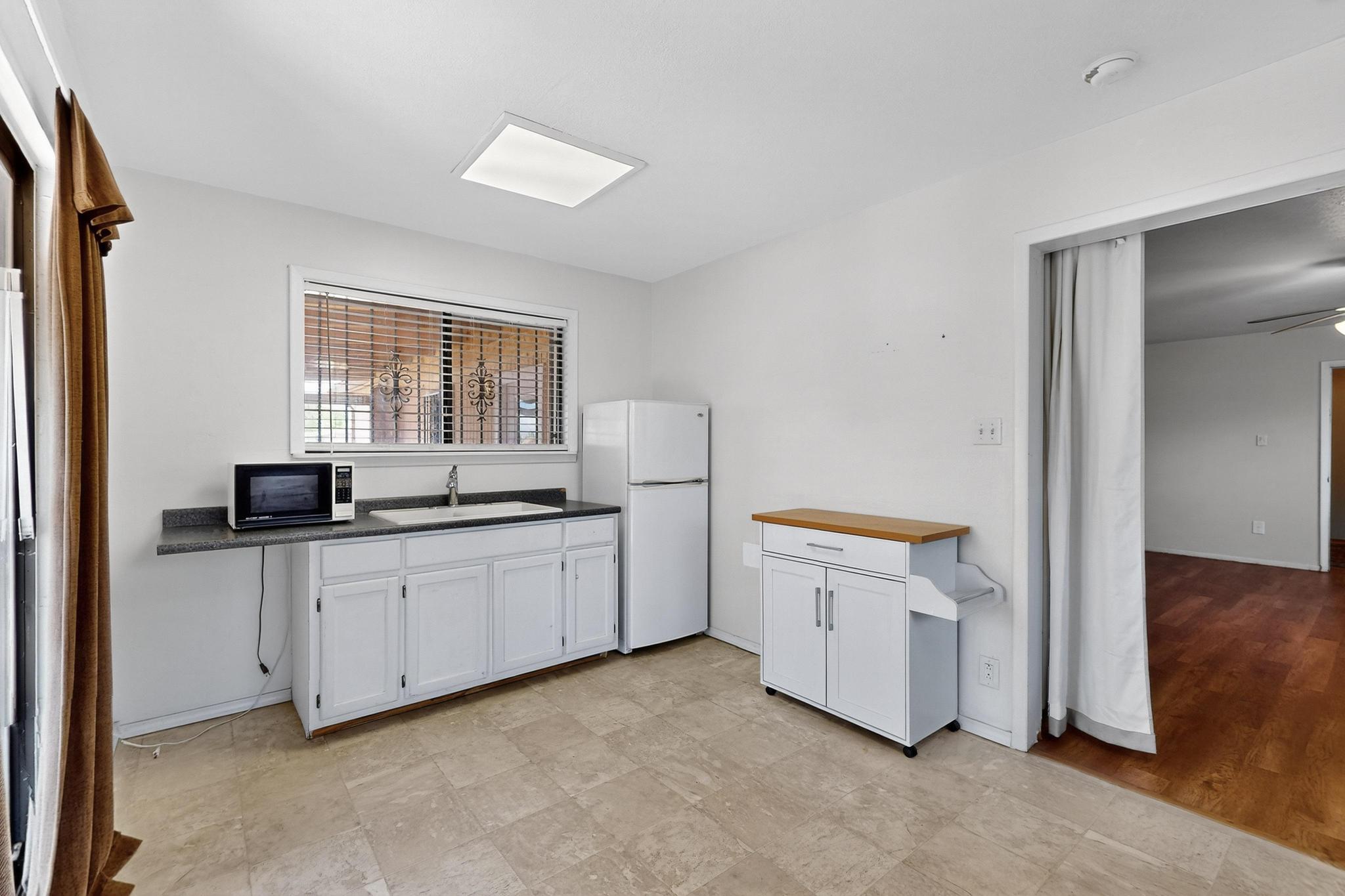 2645 Truman Street NE