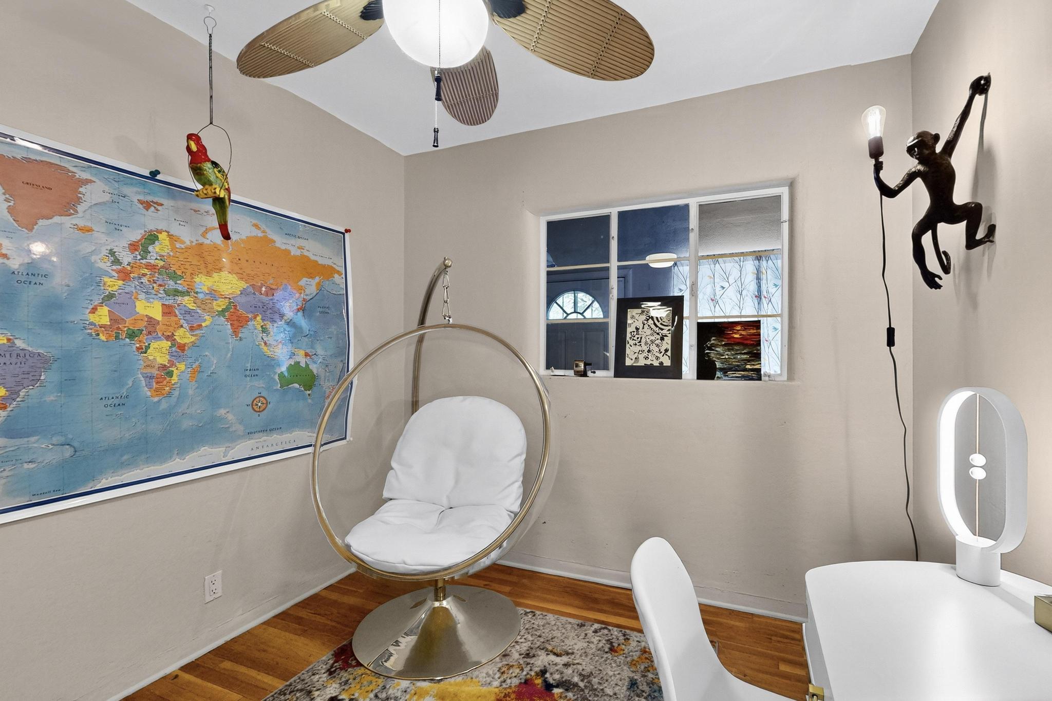 2645 Truman Street NE