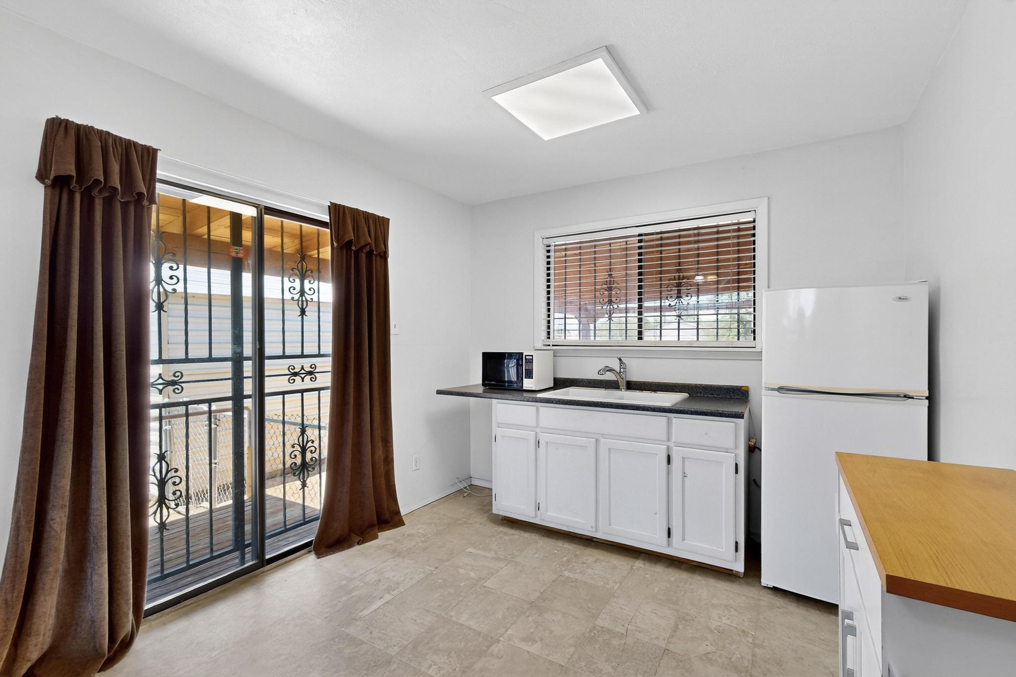 2645 Truman Street NE