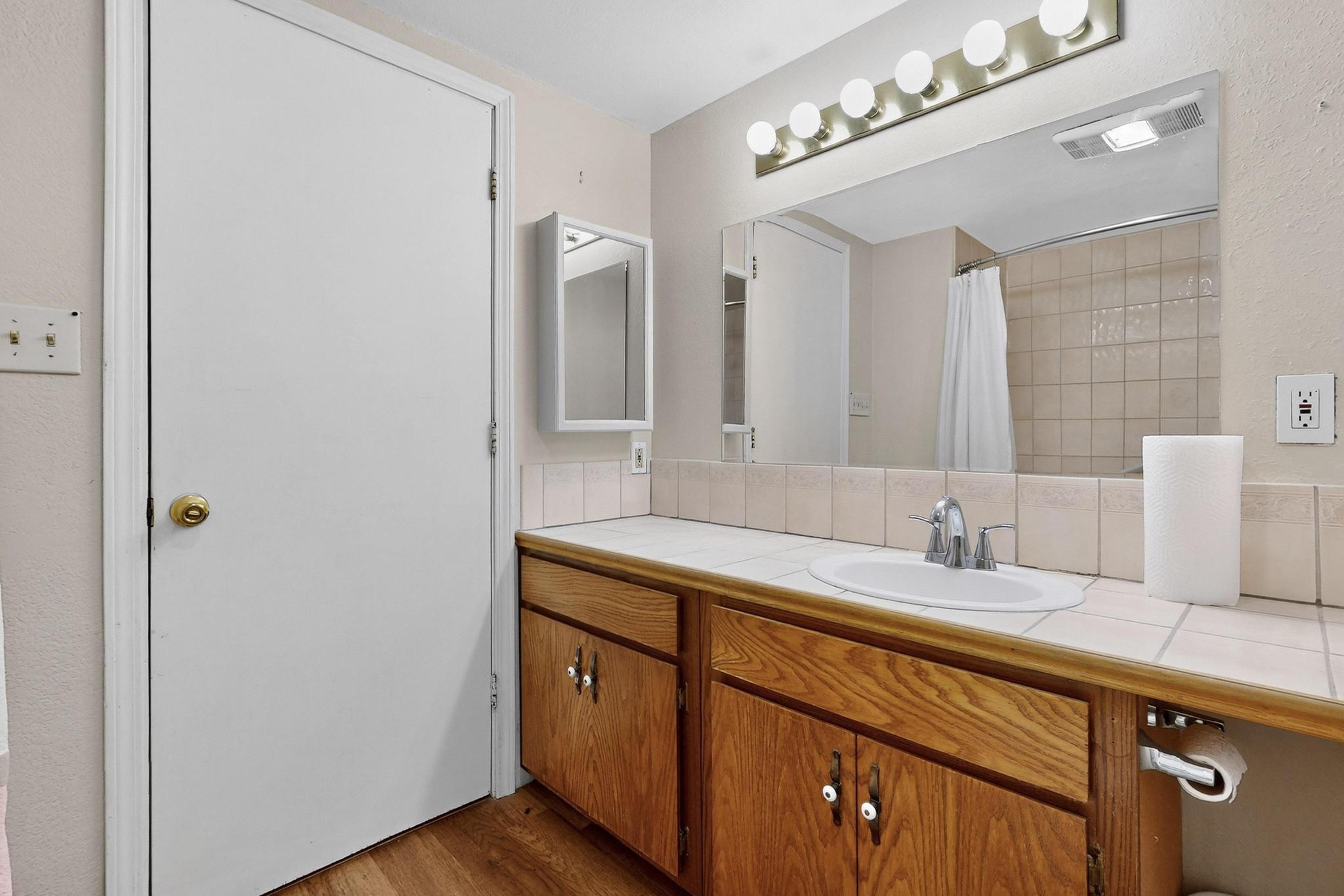 2645 Truman Street NE