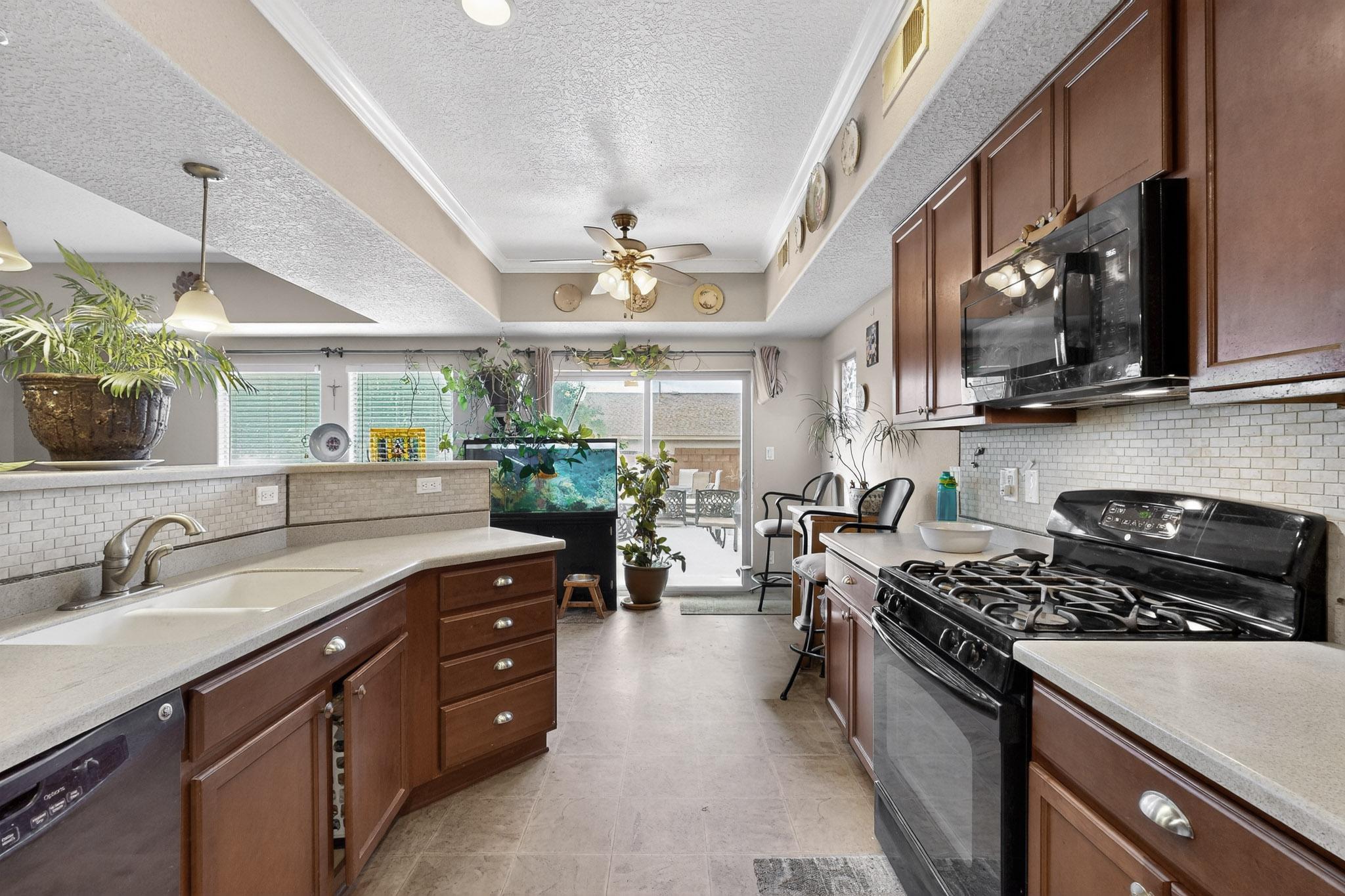 6356 AZALEAS Road NW