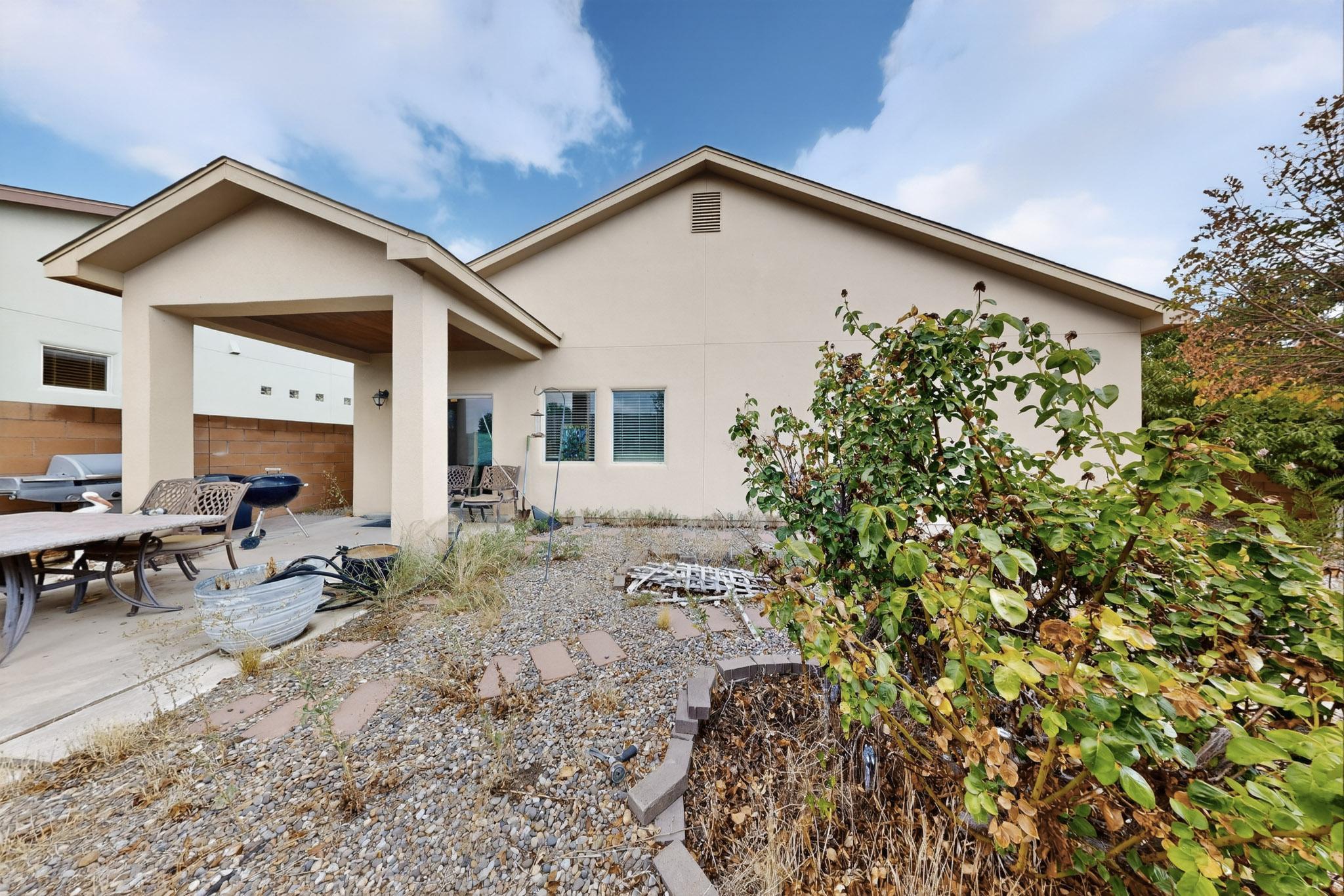 6356 AZALEAS Road NW