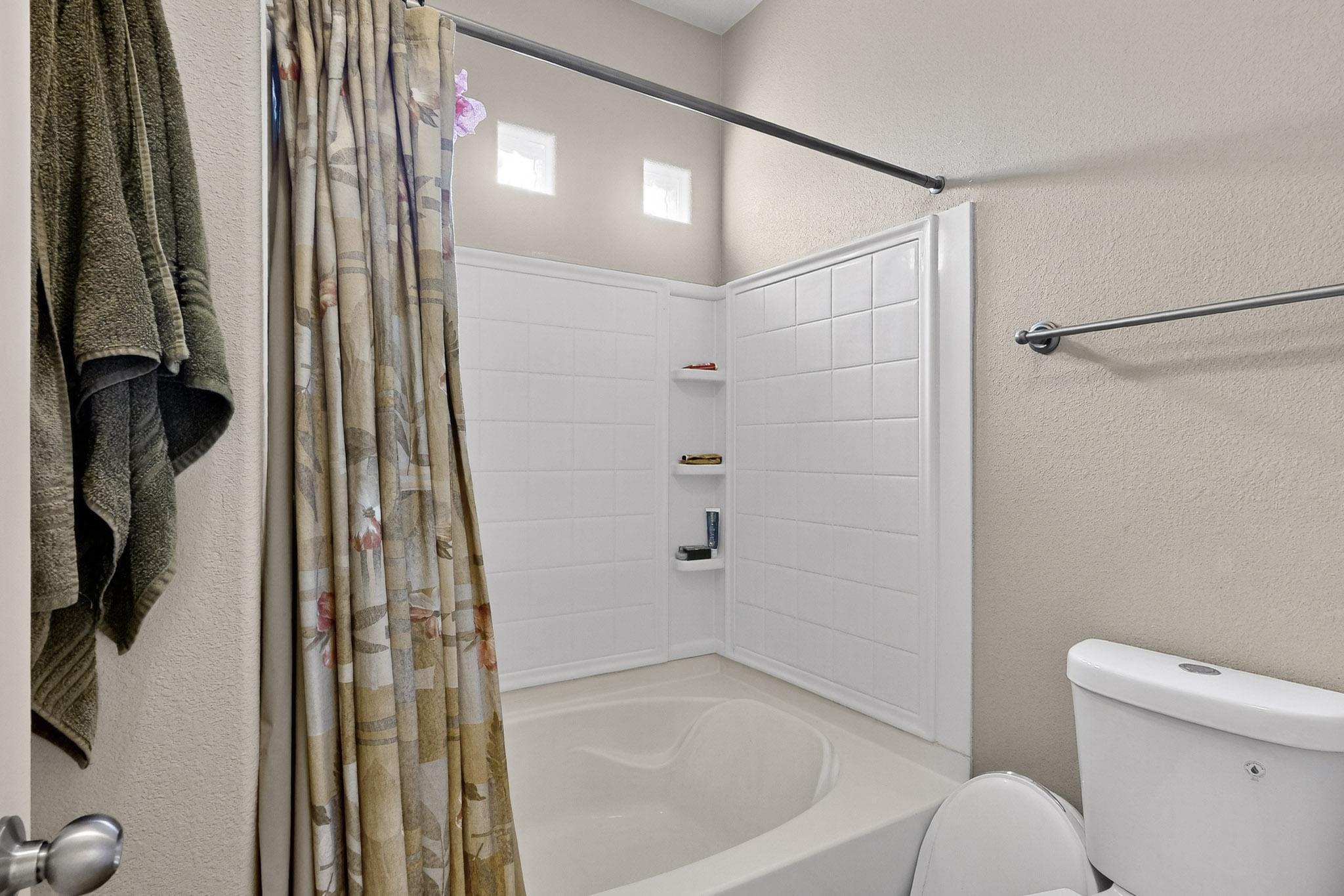 6356 AZALEAS Road NW