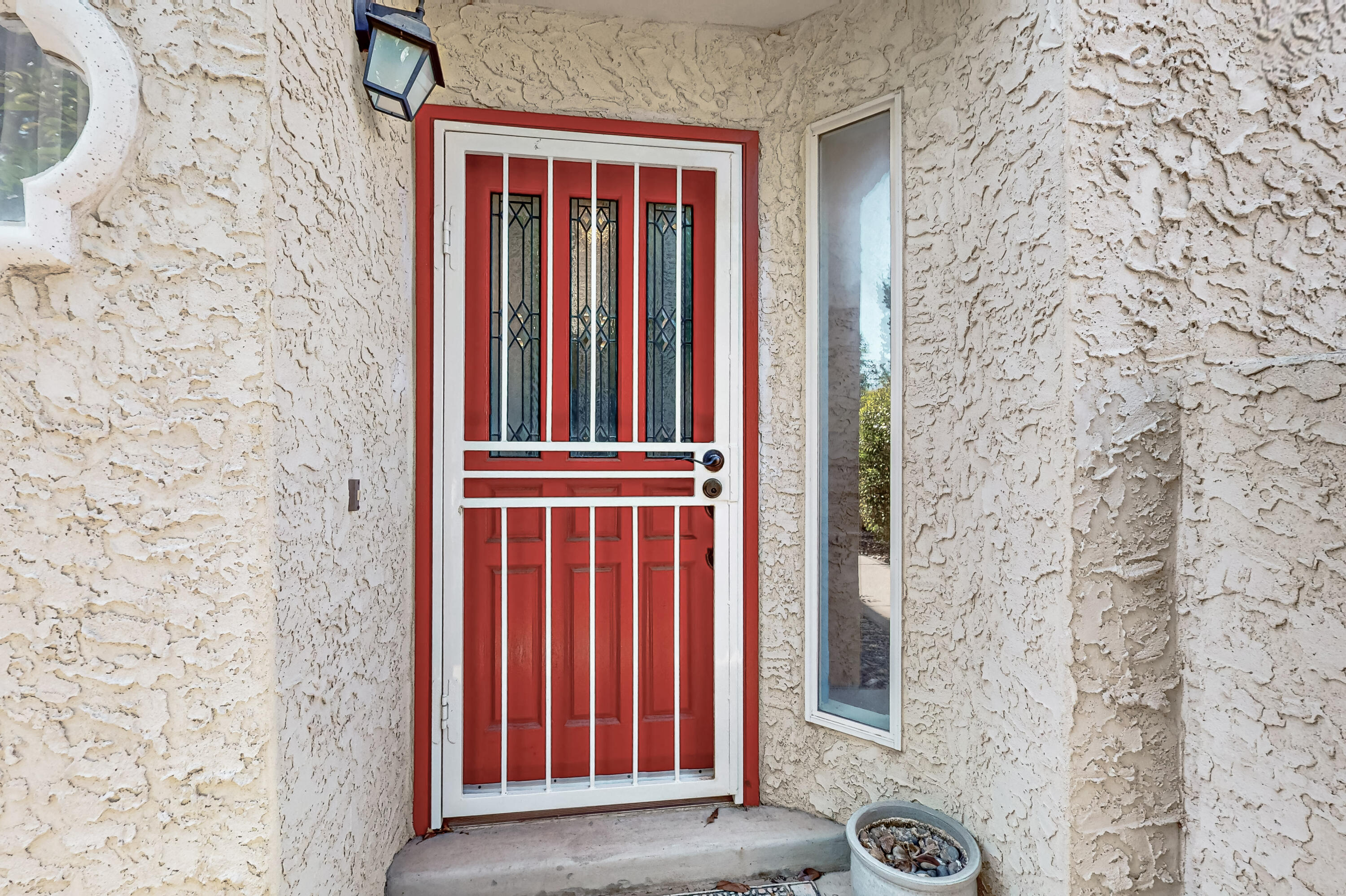 6209 ACADEMY RIDGE Drive NE