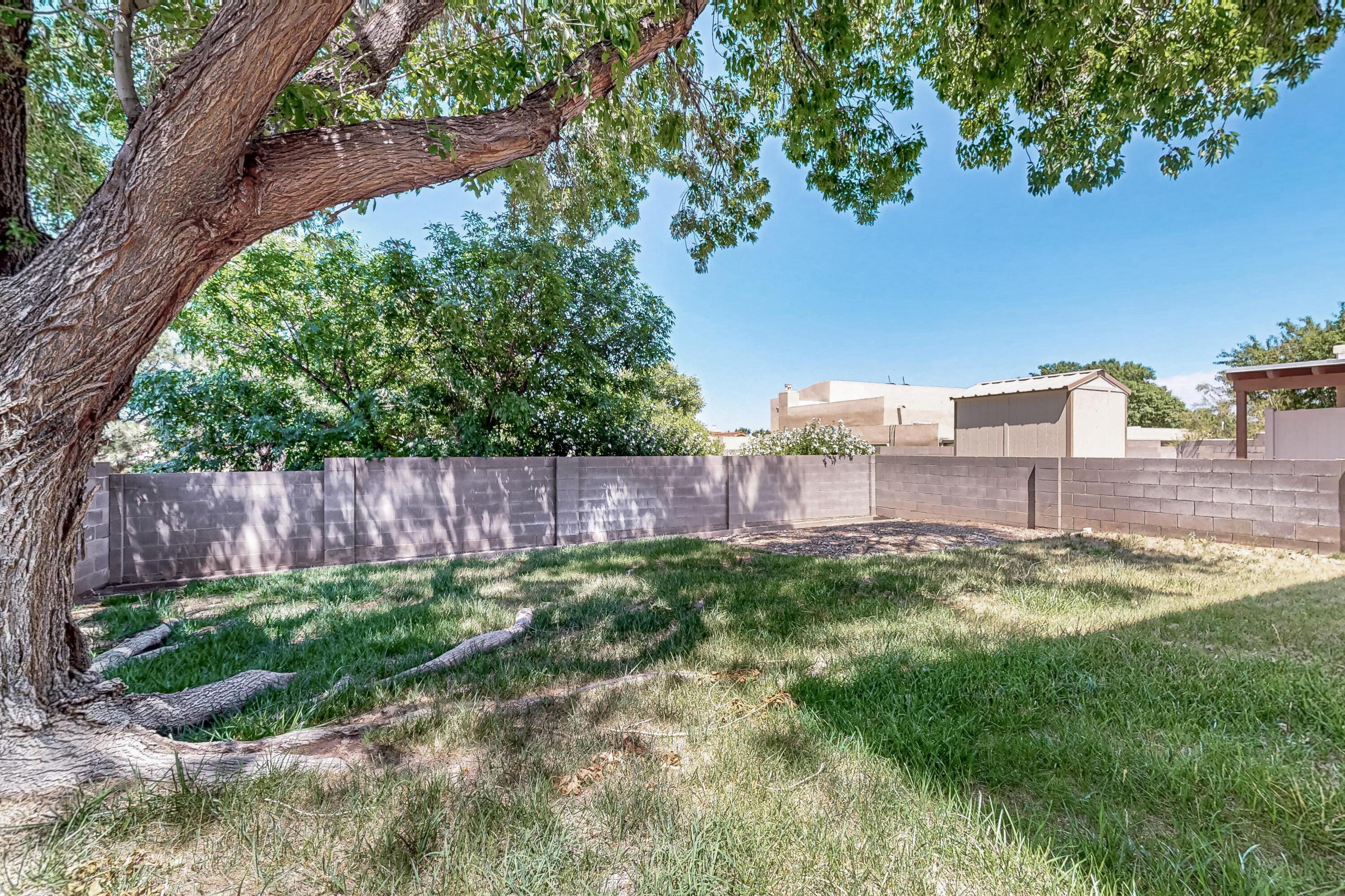 6209 ACADEMY RIDGE Drive NE