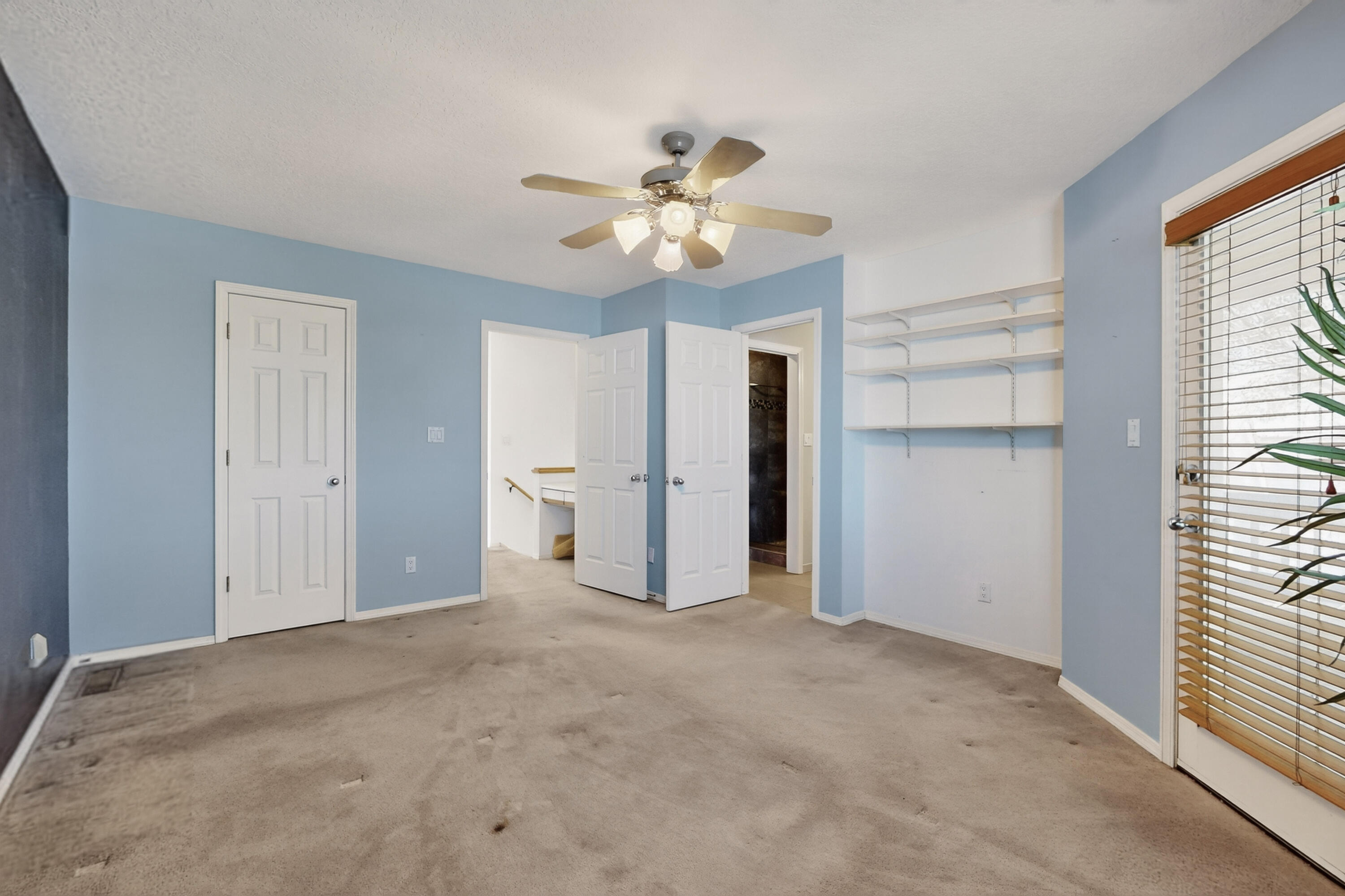 6209 ACADEMY RIDGE Drive NE