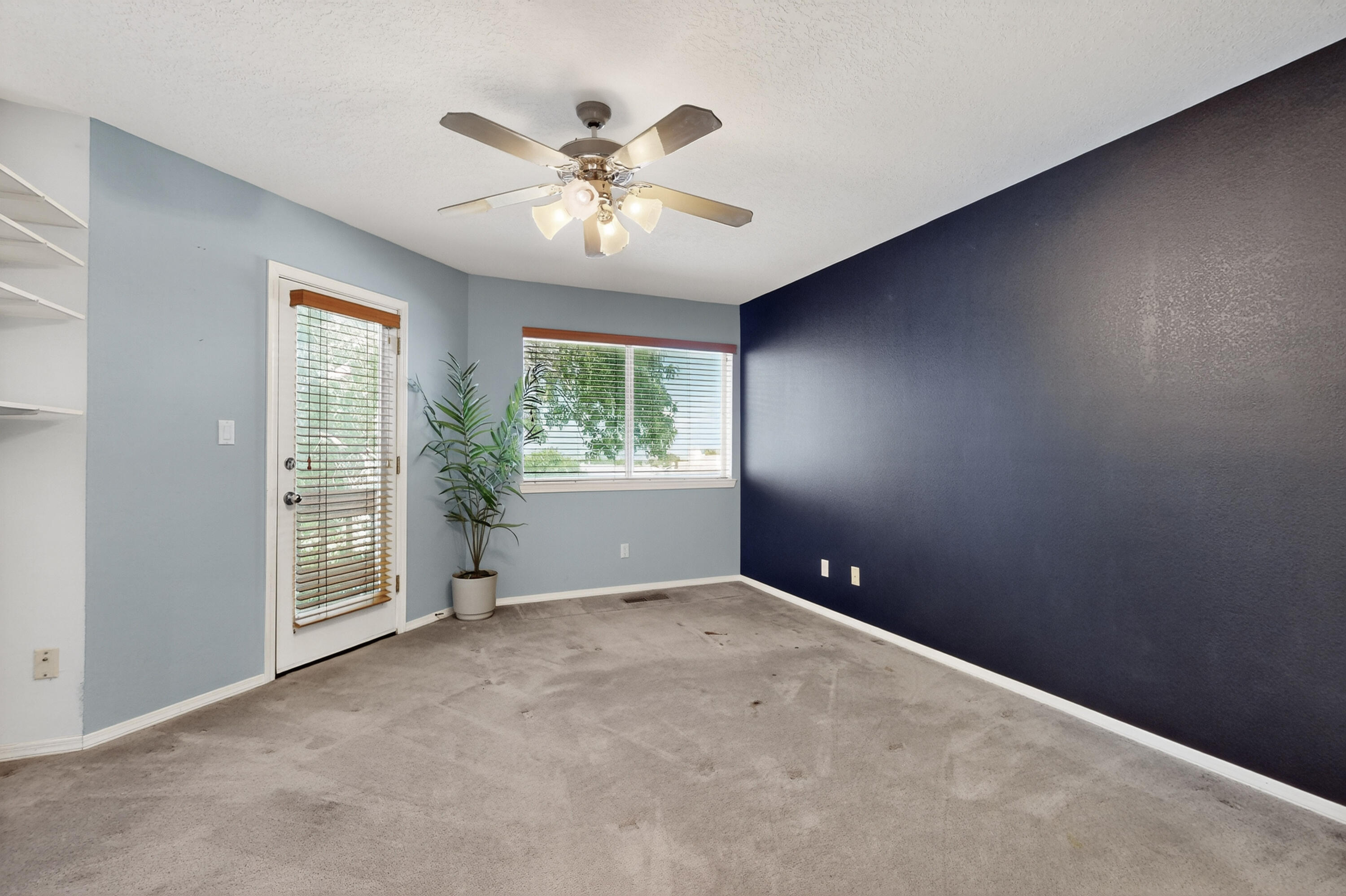 6209 ACADEMY RIDGE Drive NE