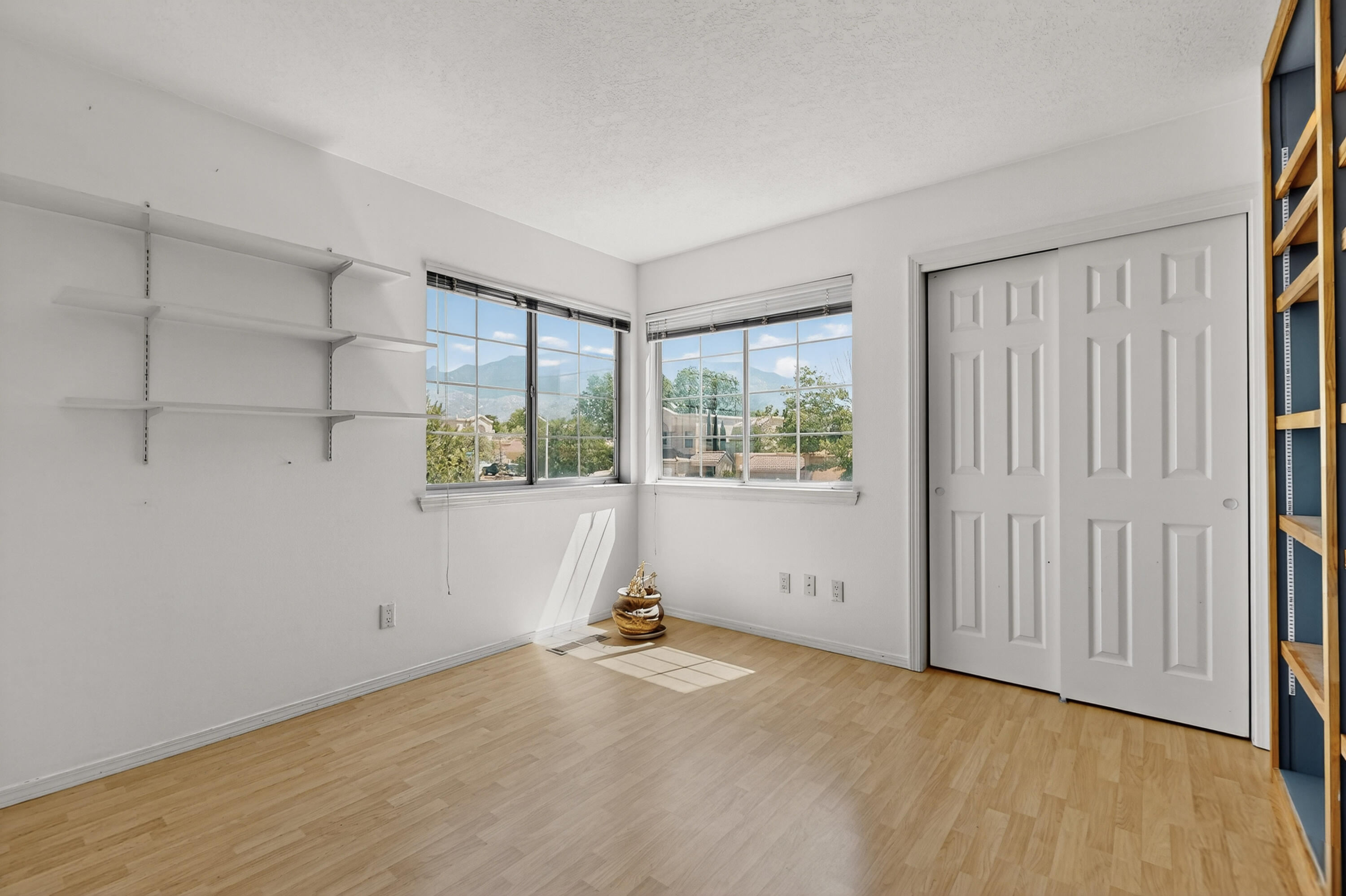 6209 ACADEMY RIDGE Drive NE