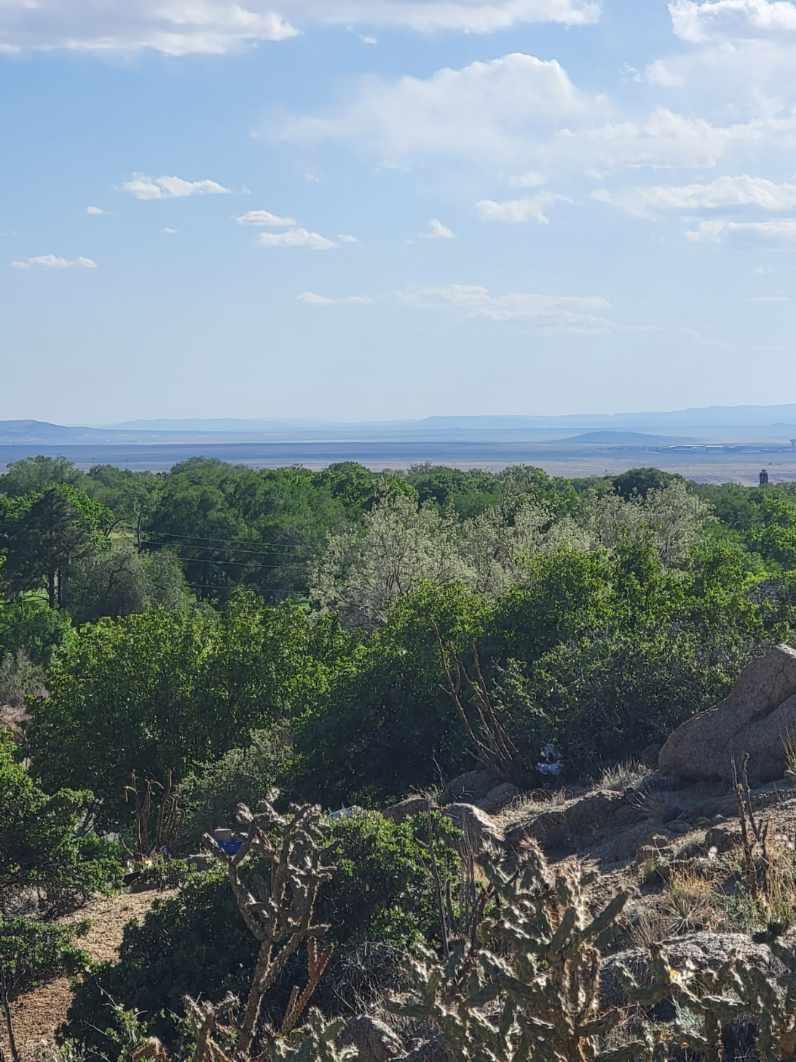 1215/1217 HIDEAWAY Lane SE