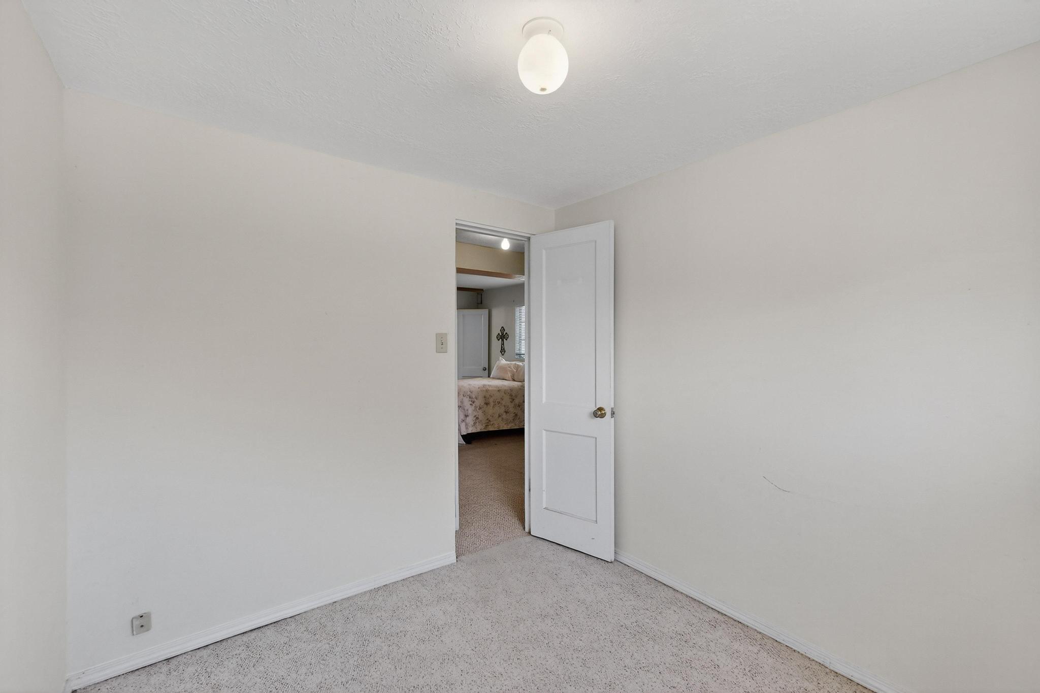 2425 PARSIFAL Street NE