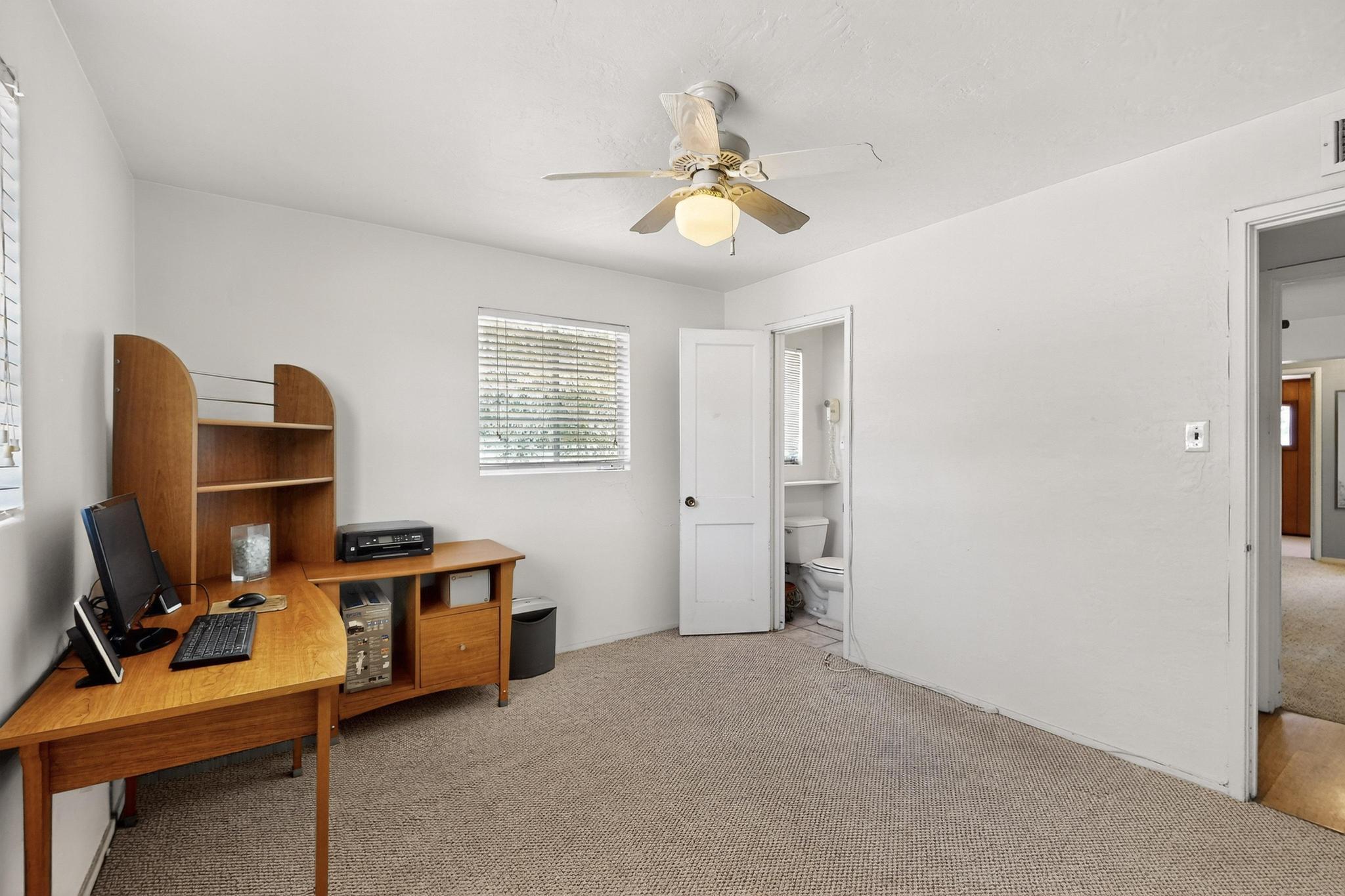 2425 PARSIFAL Street NE