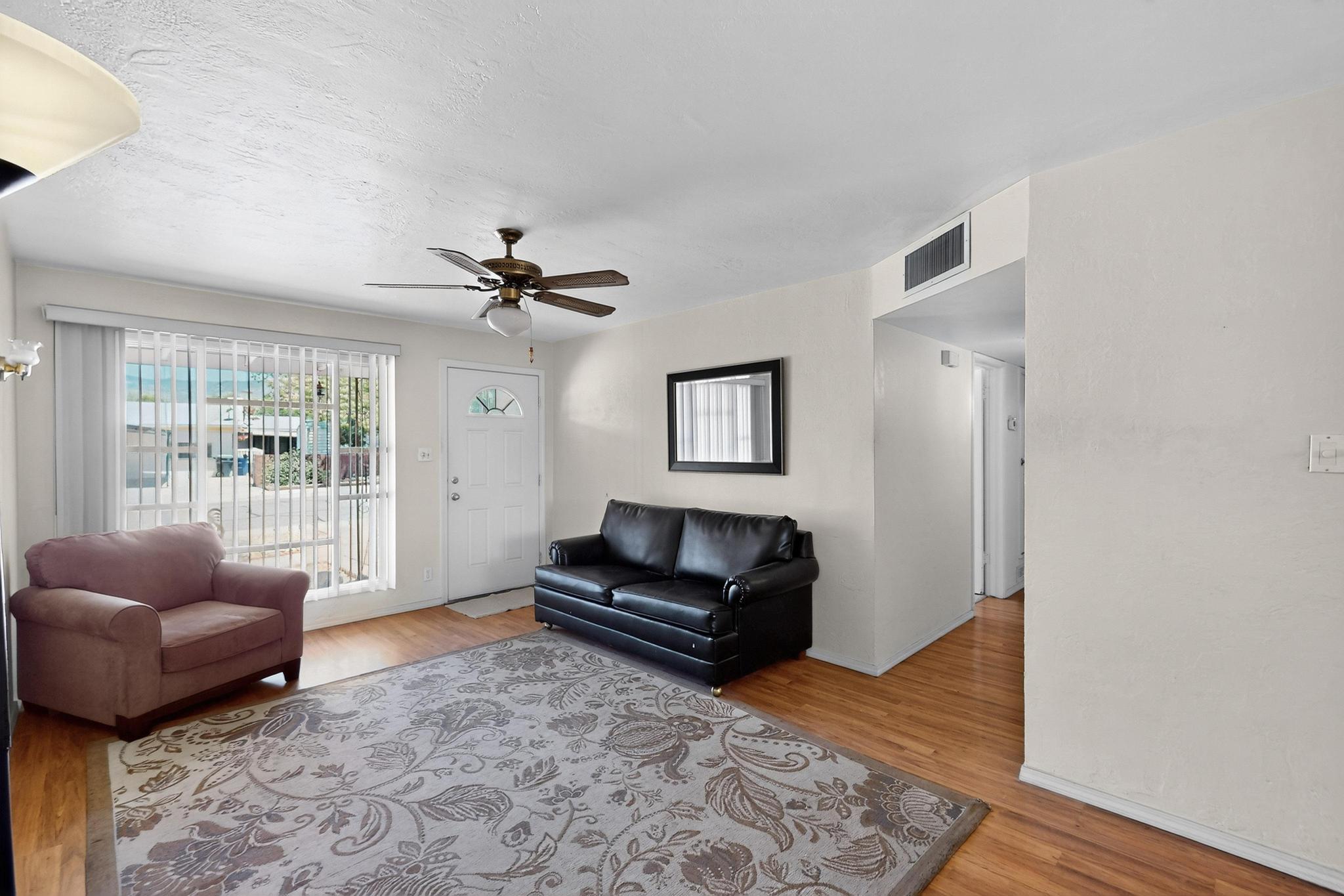 2425 PARSIFAL Street NE