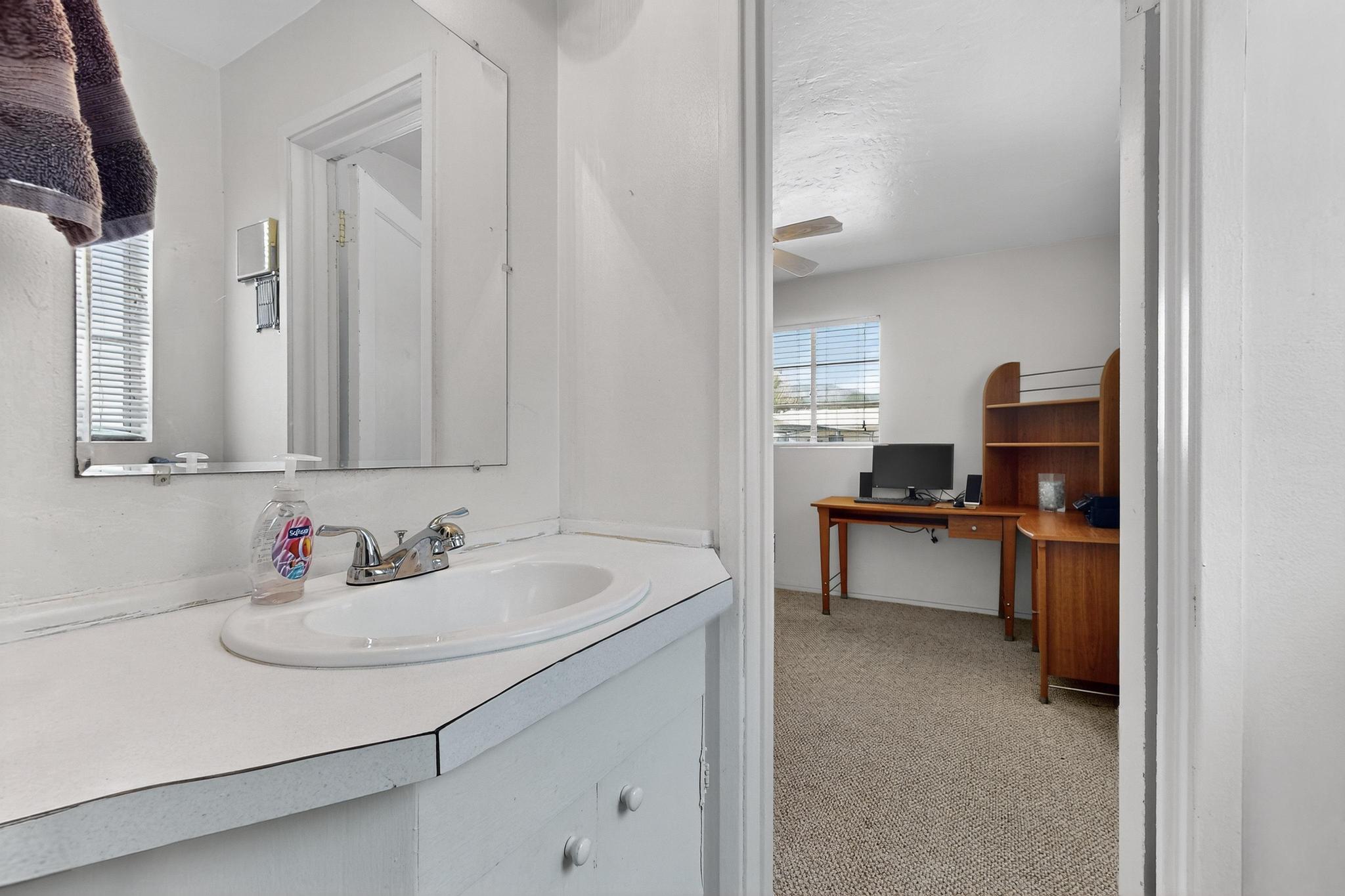 2425 PARSIFAL Street NE