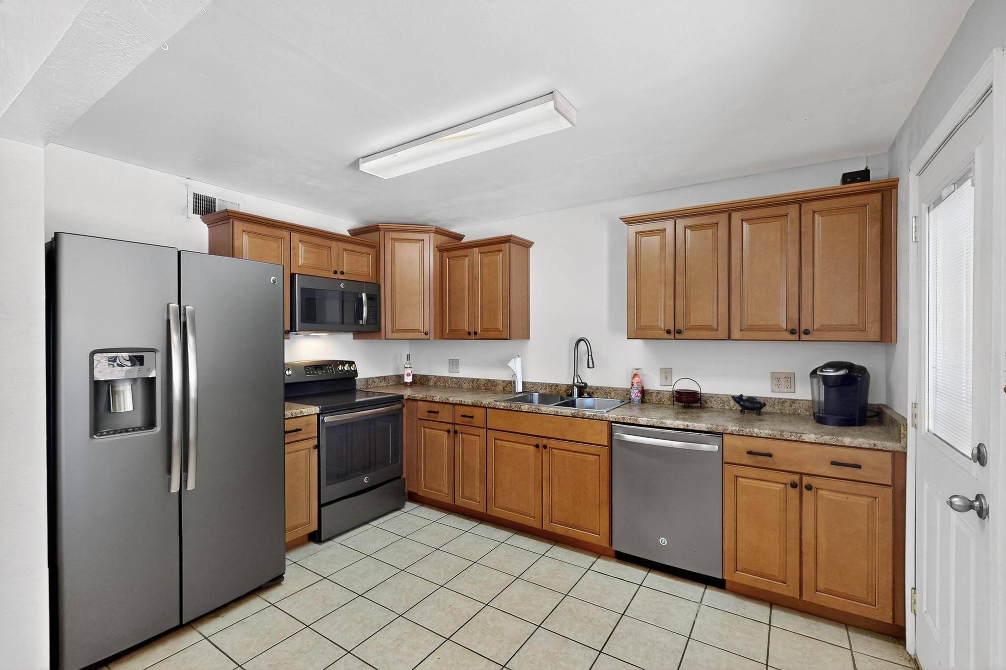 2425 PARSIFAL Street NE