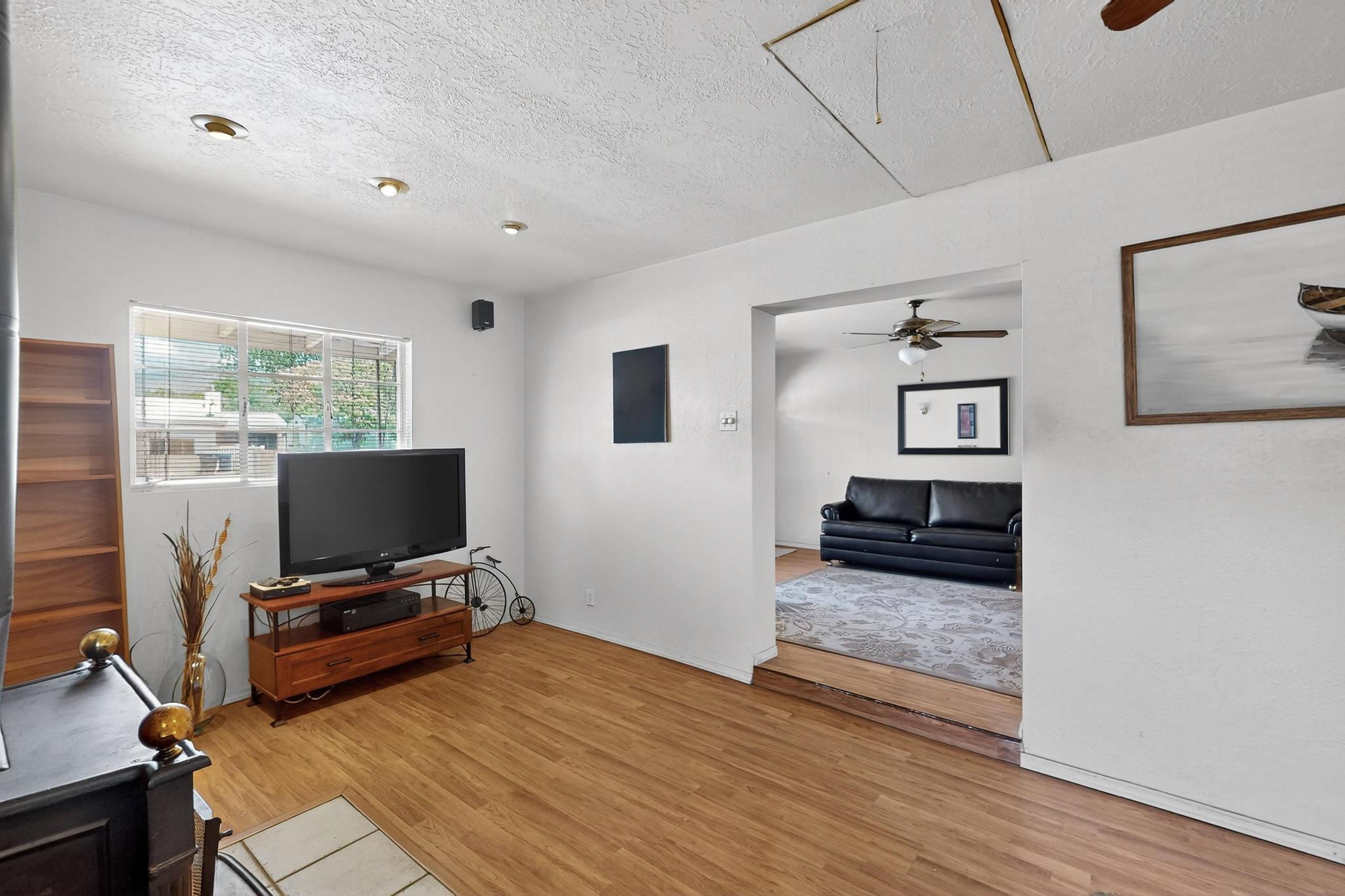 2425 PARSIFAL Street NE