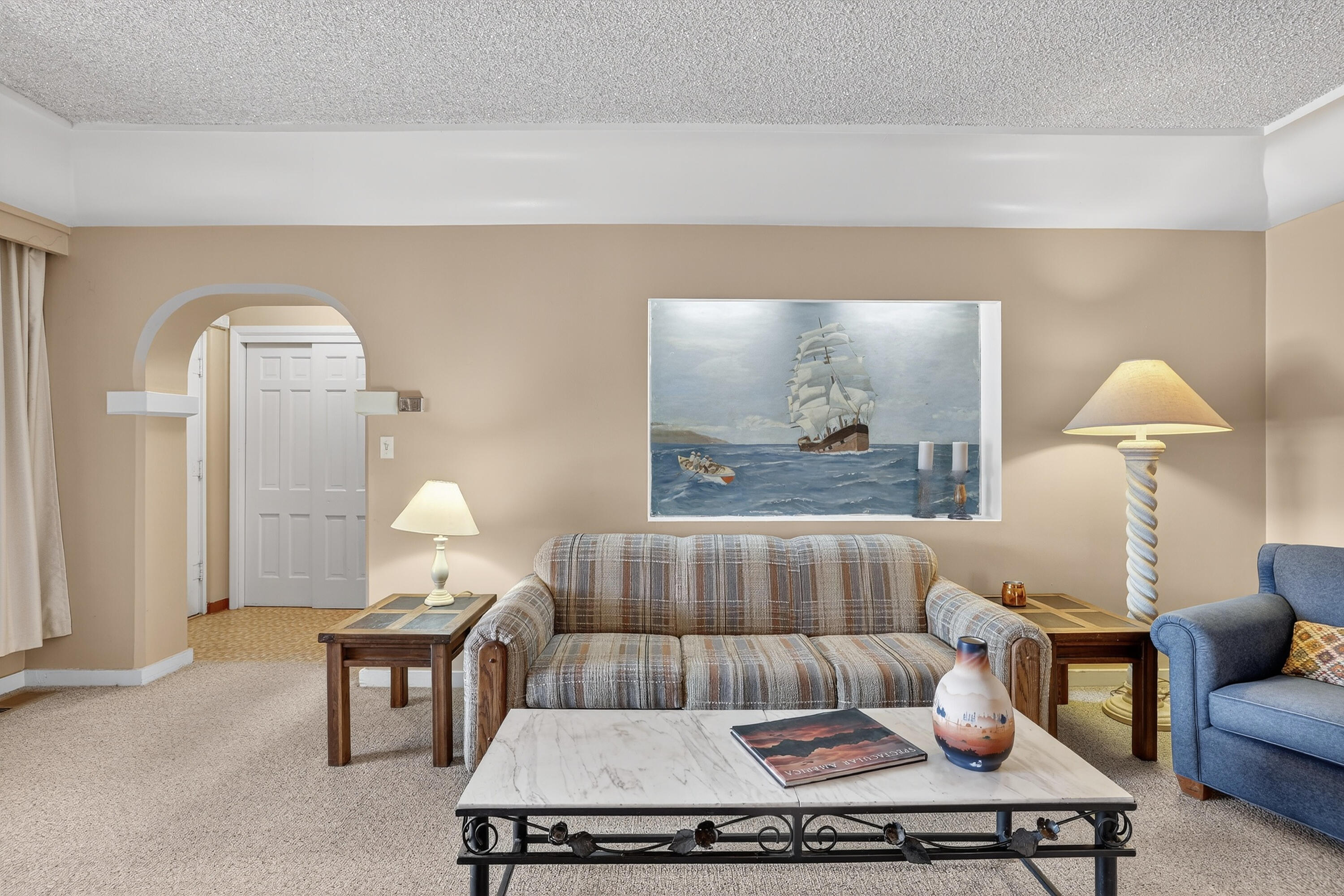 302 Crestview Drive SW