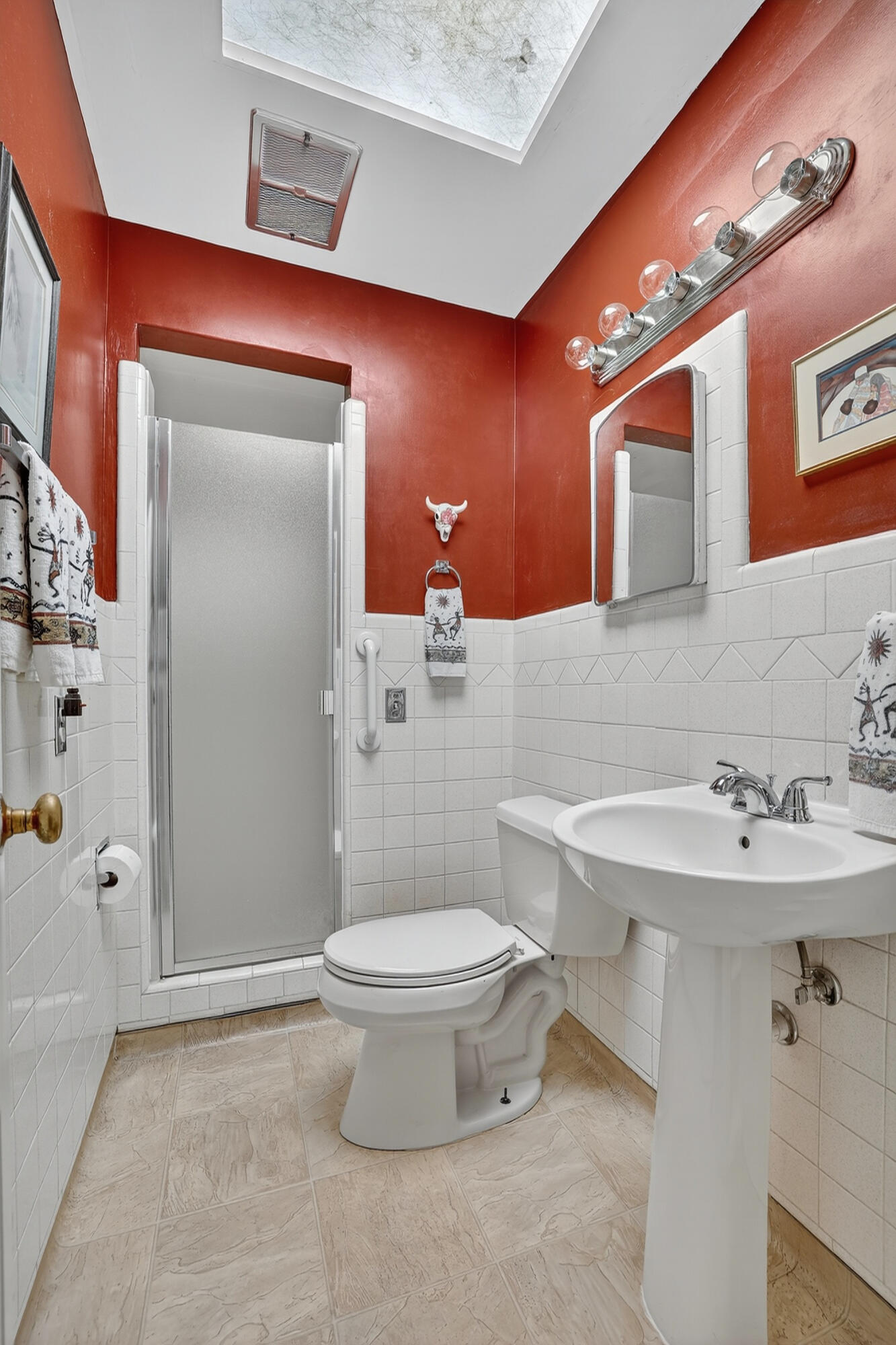 302 Crestview Drive SW