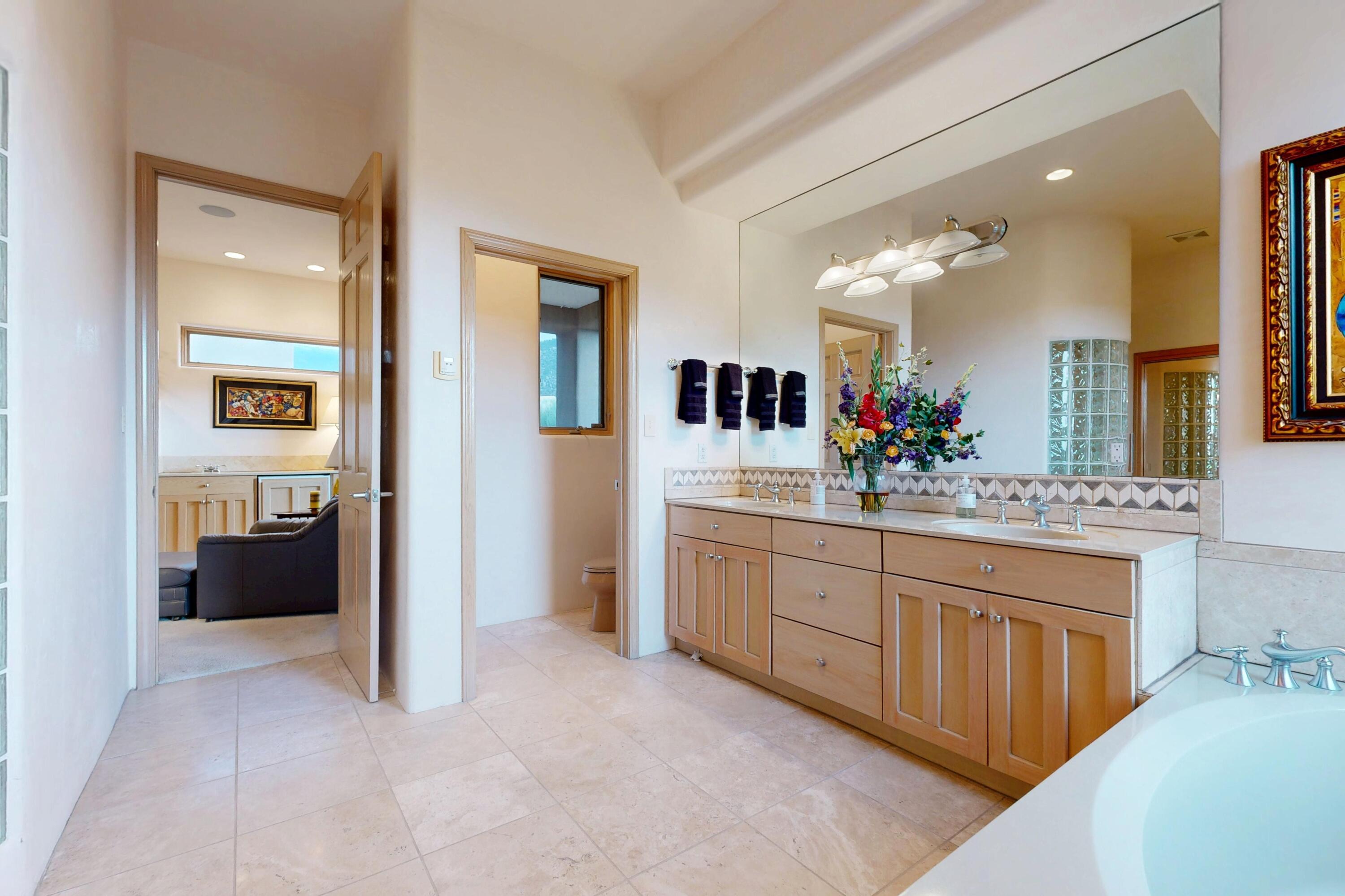 6015 Buffalo Grass Court NE